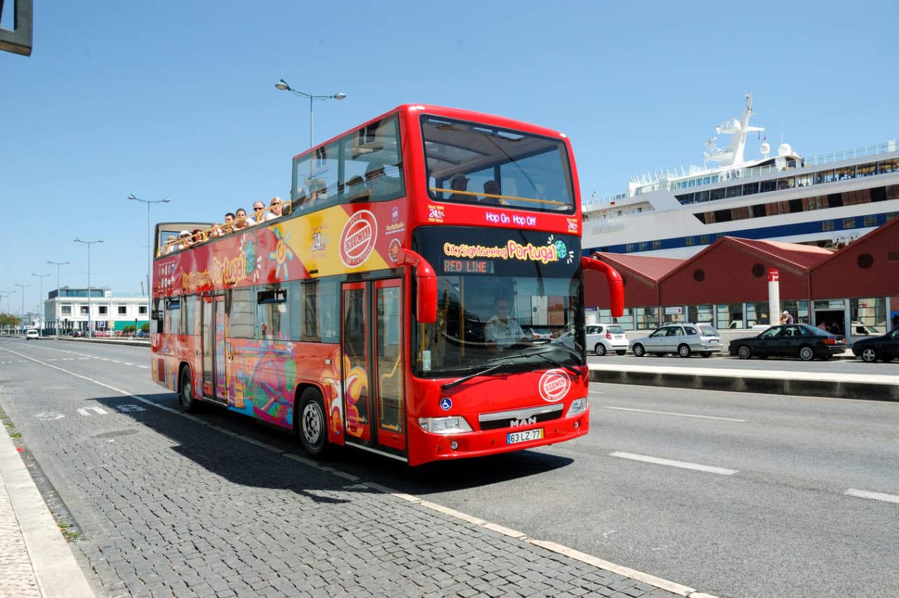 City Sightseeing Lisbon Hop-on Hop-off Bus Tour - image 7