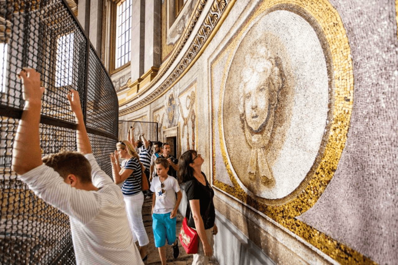 St Peter's Basilica and Dome Ticket with Audio Guide - image 2