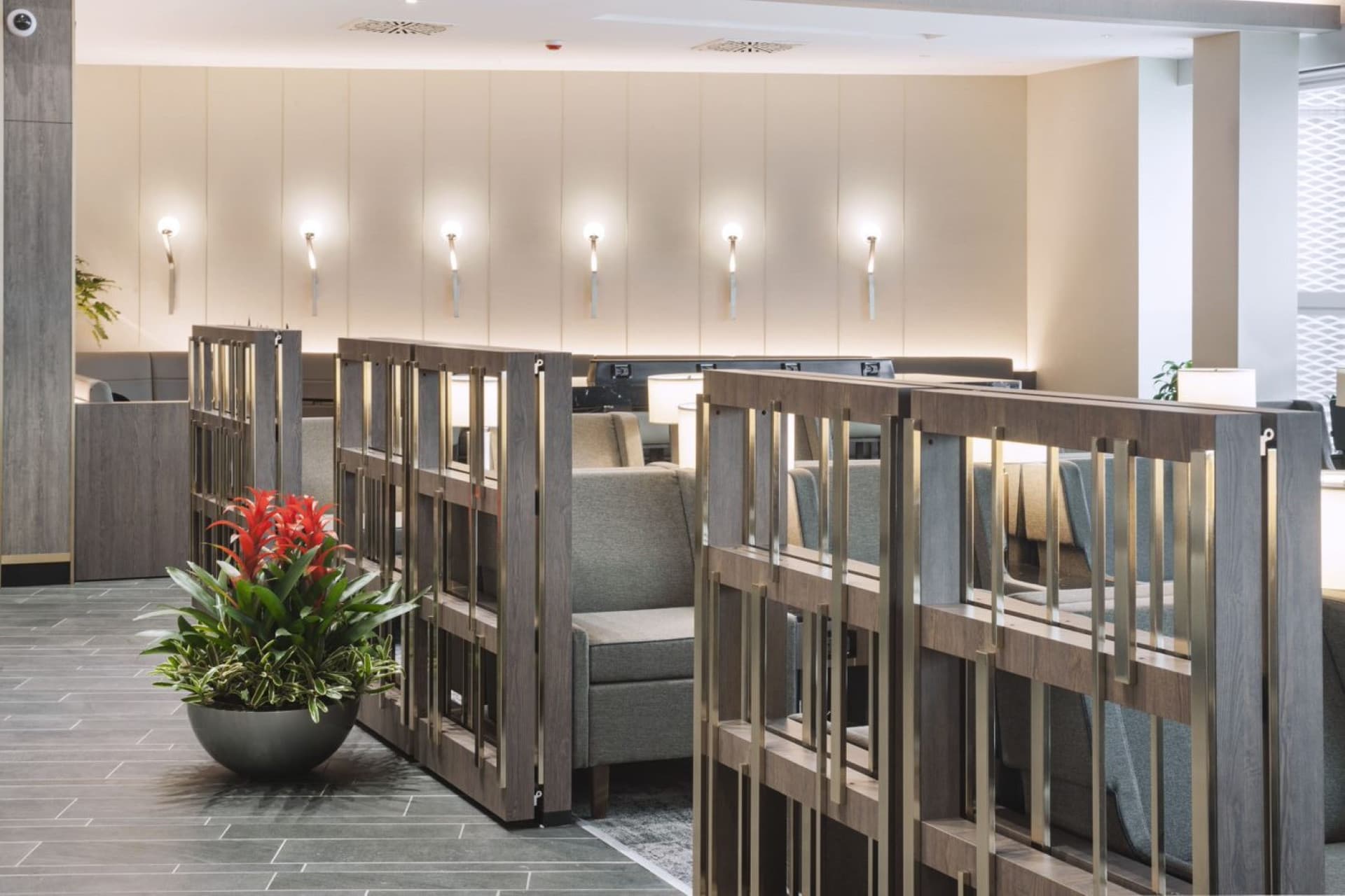 Plaza Premium Lounge - Leonardo da Vinci-Fiumicino Airport Terminal 3 - image 6