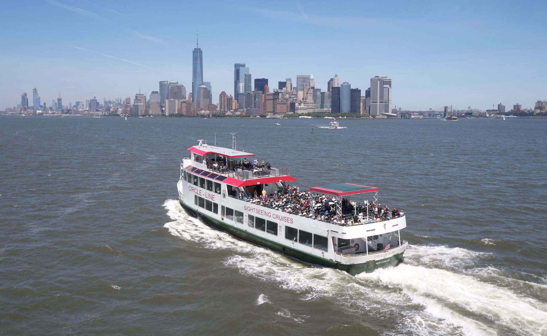 Circle Line "Best of NYC" Sightseeing Cruise (2.5 hours): Reserved Straight-to-Board Ticket - image 6