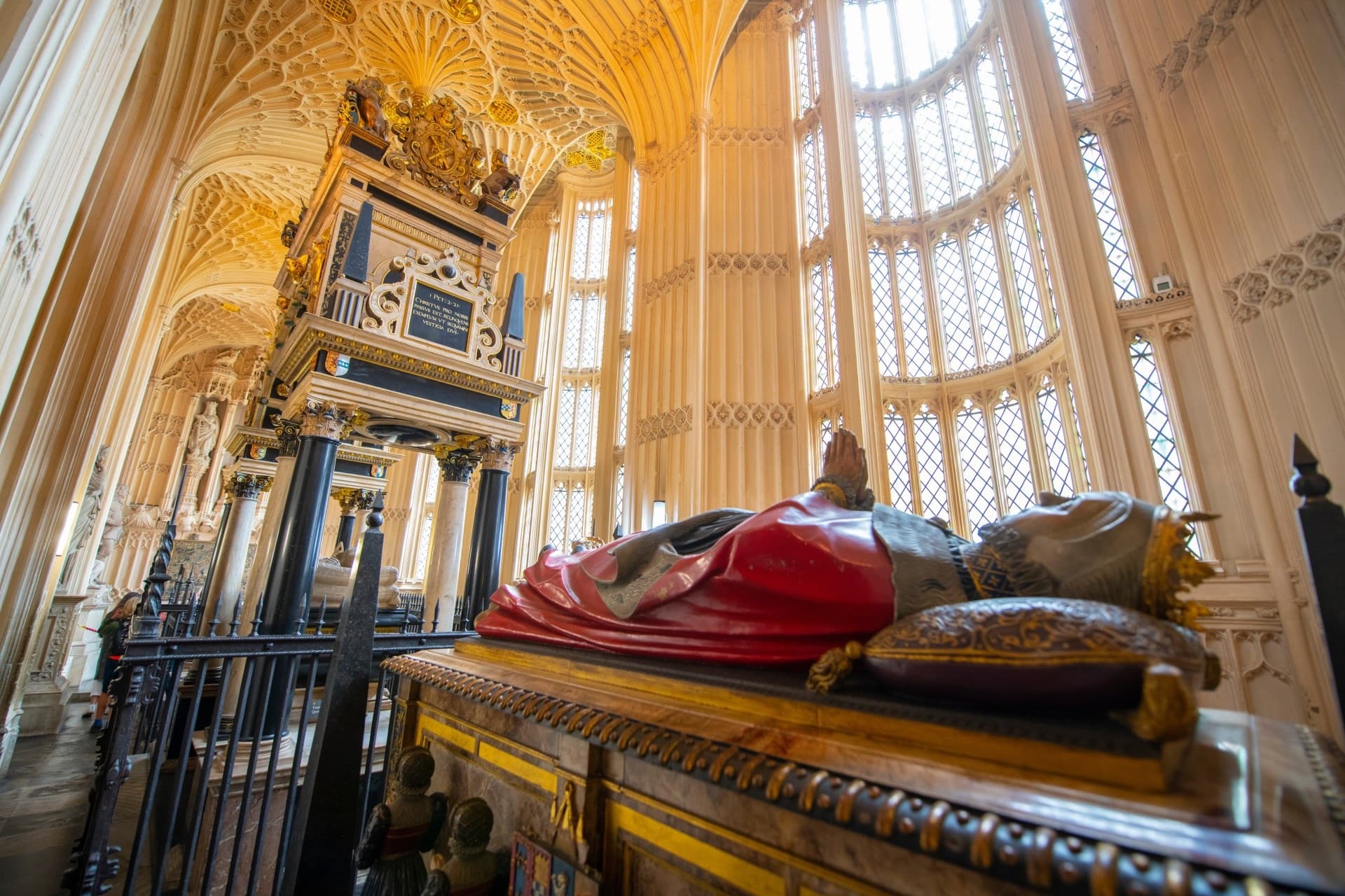 Westminster Abbey and Central London Half-Day Guided Walking Tour - image 8
