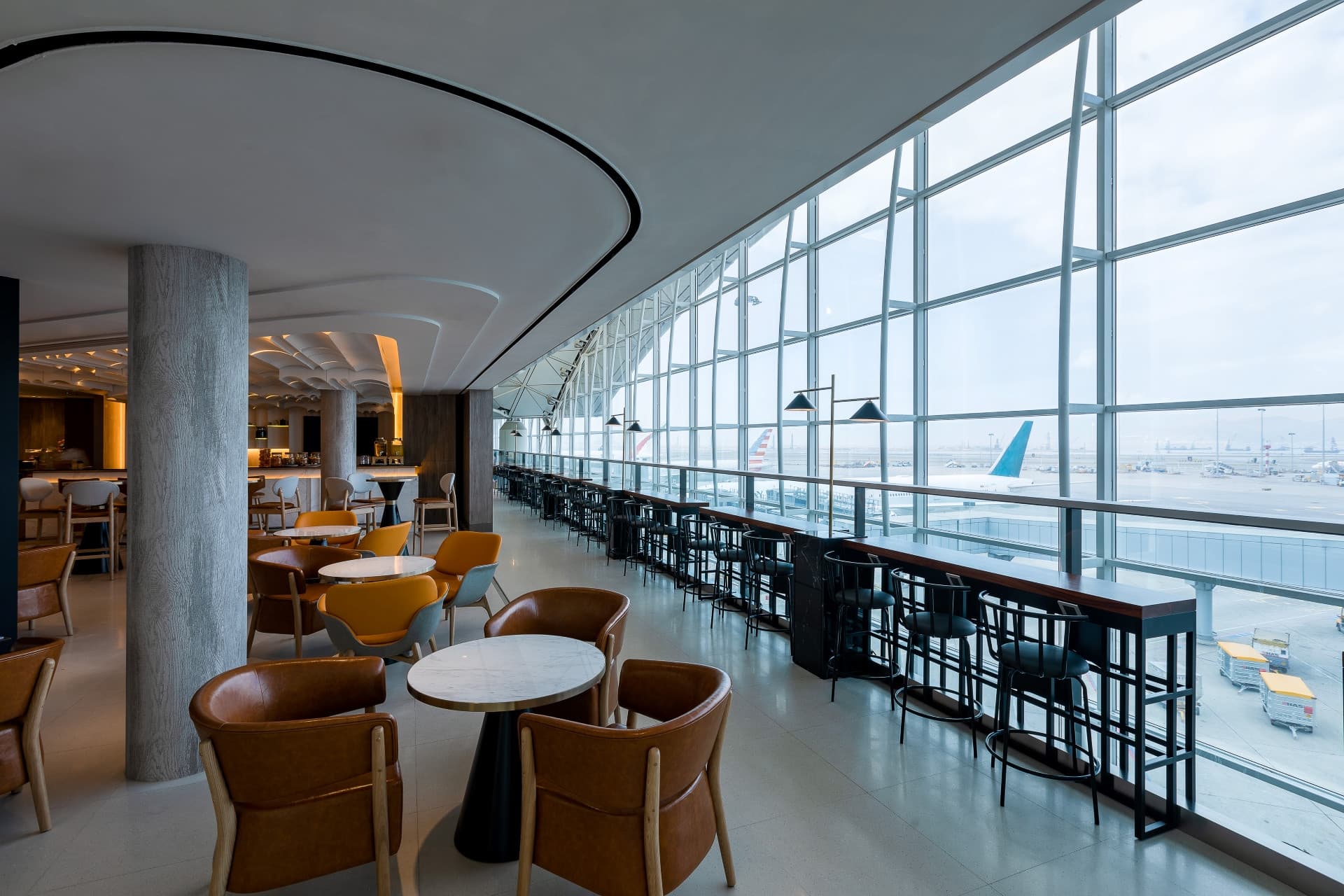 홍콩 국제공항 제1터미널 라운지 : 플라자 프리미엄 라운지 서비스 - 이미지 4
