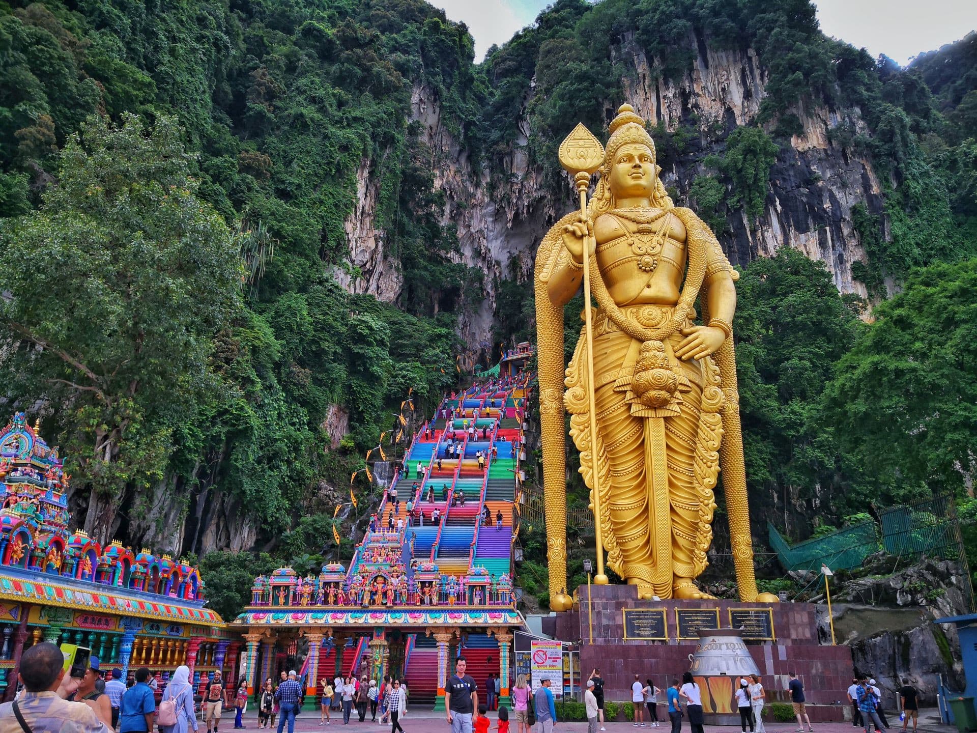 Batu Caves and Kuala Lumpur Countryside Tour - main image