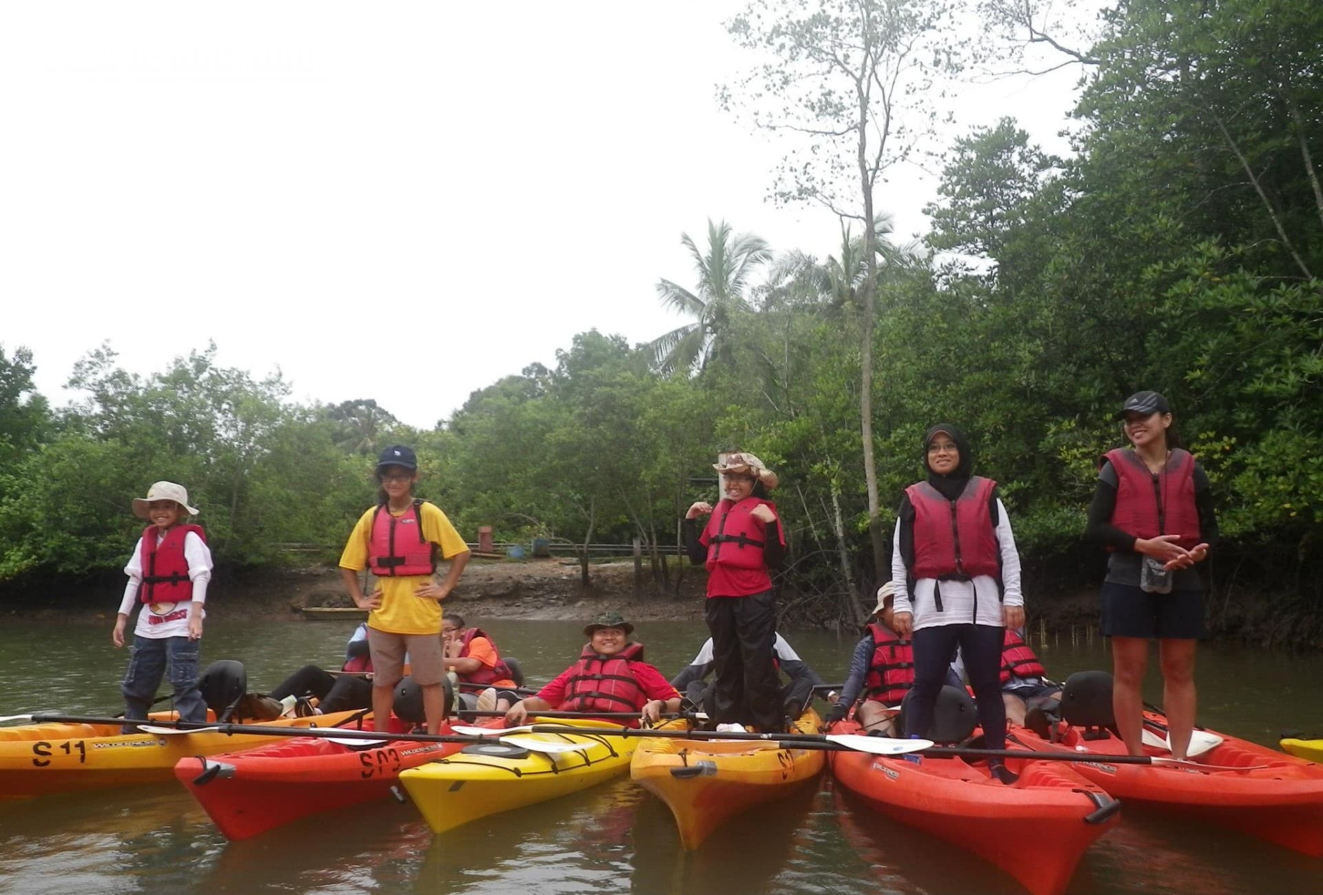 Pulau Ubin Kayaking - image 7