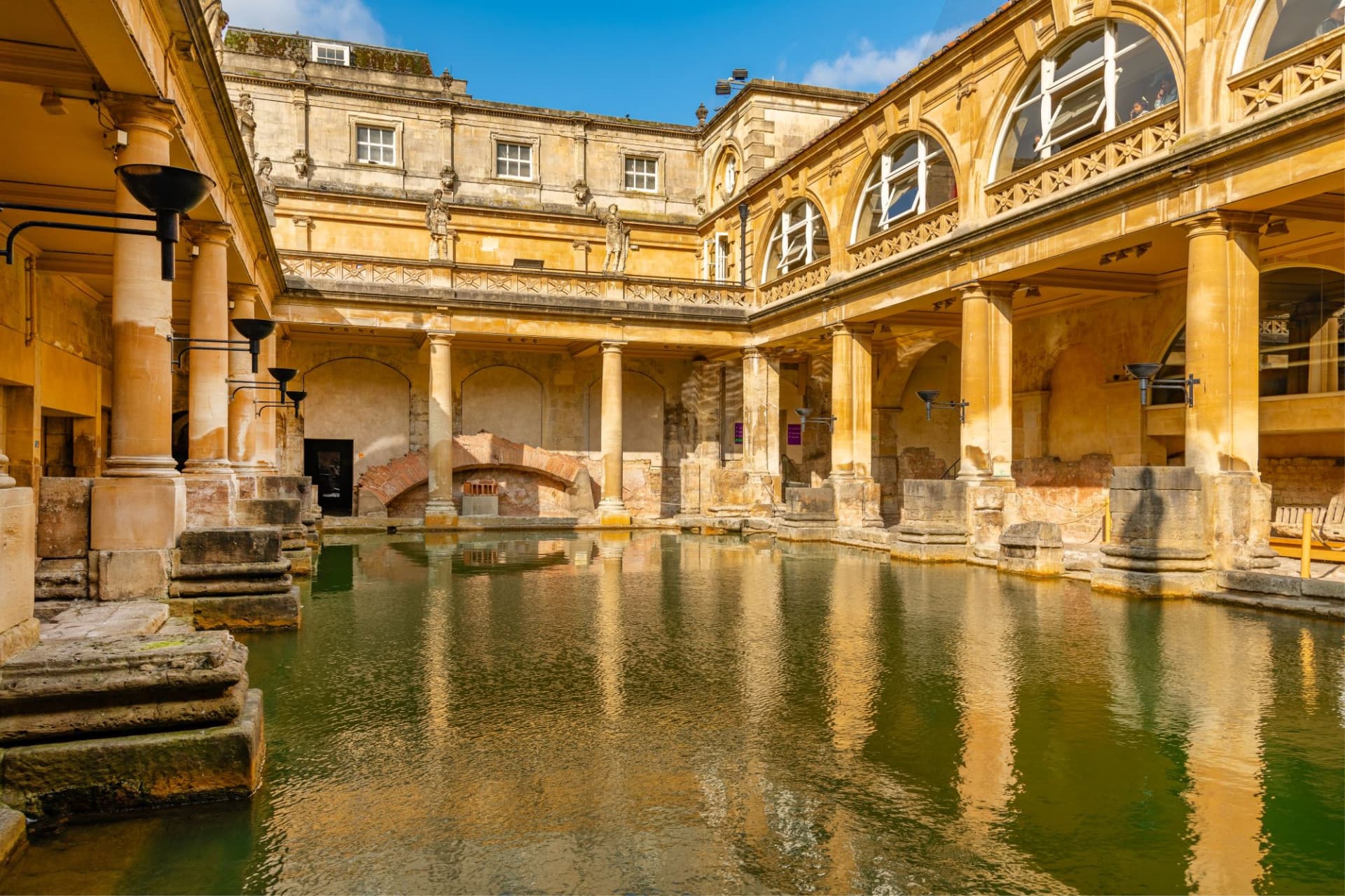 Windsor Castle, Stonehenge, and Roman Baths Tour from London - imagen 6