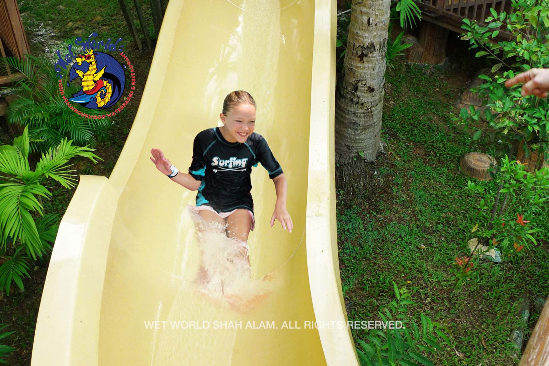 Wet World Shah Alam Waterpark - image 4