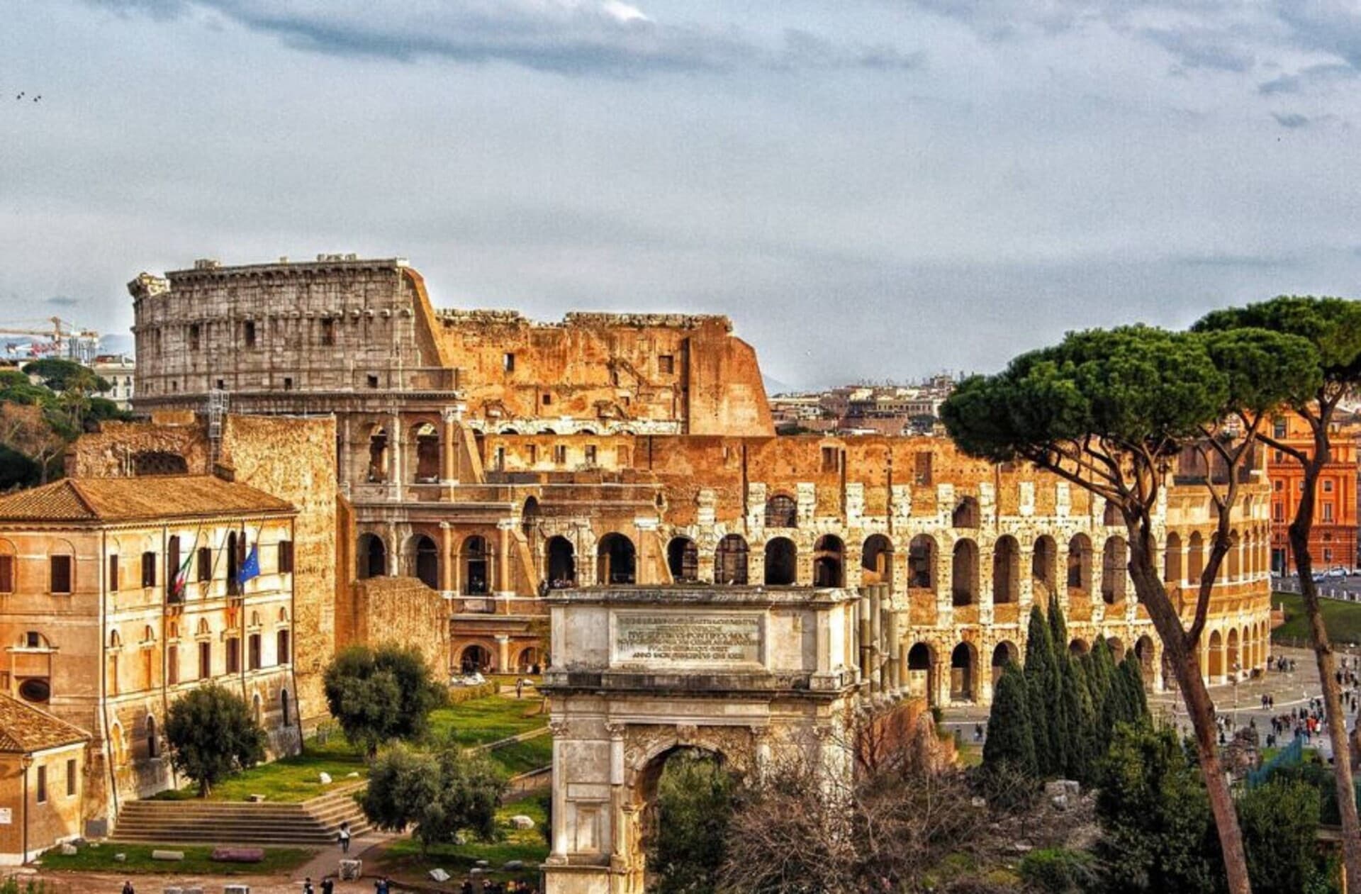 Tour autoguiado con audioguía en Roma: Coliseo, Foro Romano y Monte Palatino - imagen 4