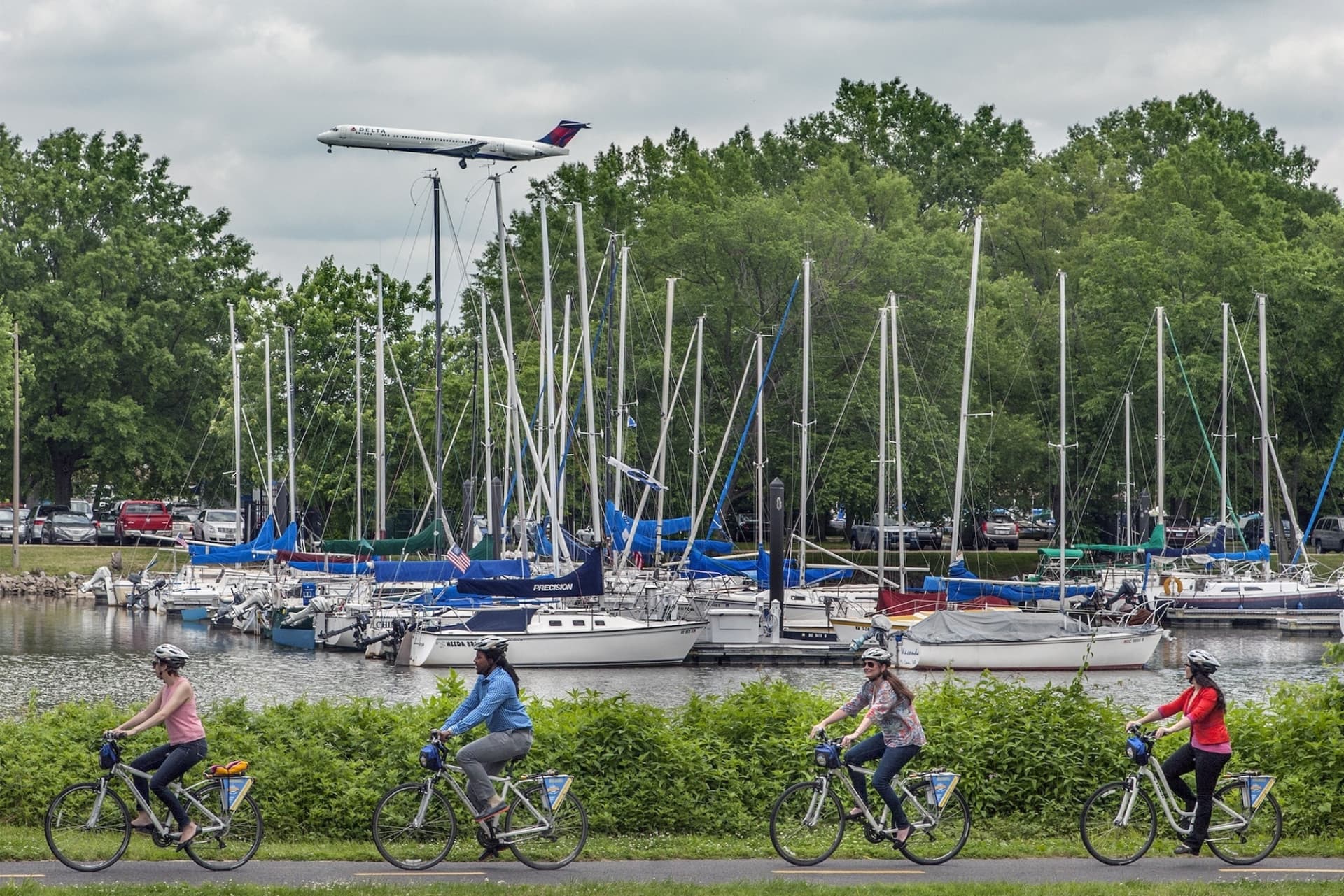 Washington DC Bike Rental at Old Town Alexandria - image 3