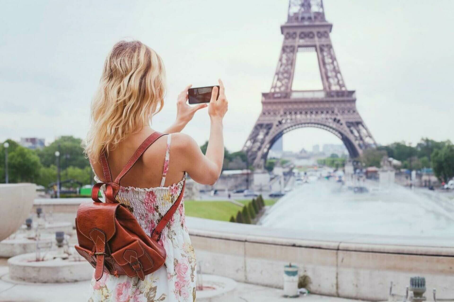 Paris Self-Guided Audio Tour: Eiffel Tower, Notre Dame Cathedral, Louvre Museum - main image