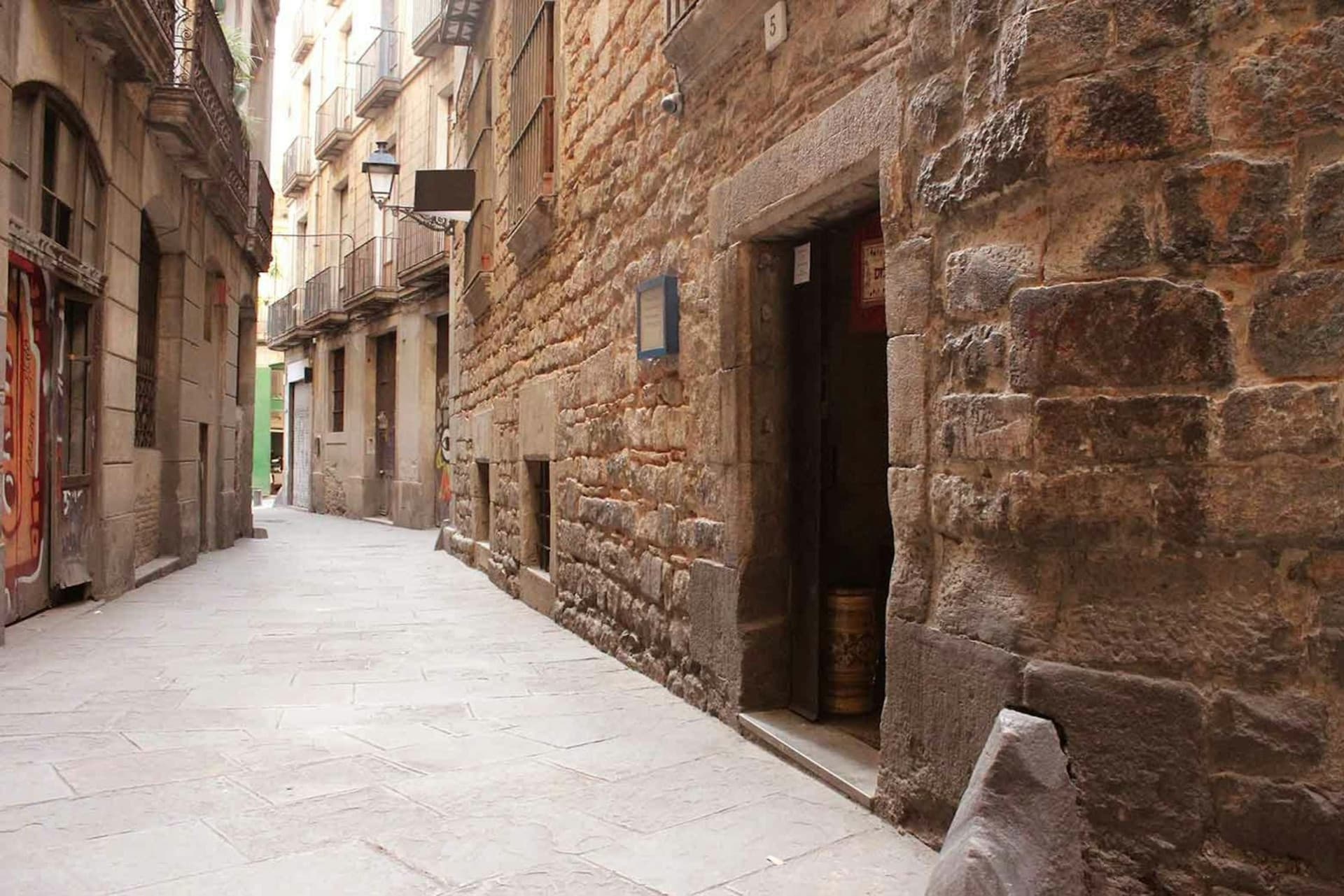 Barcelona Synagogue: Entry Ticket - image 3