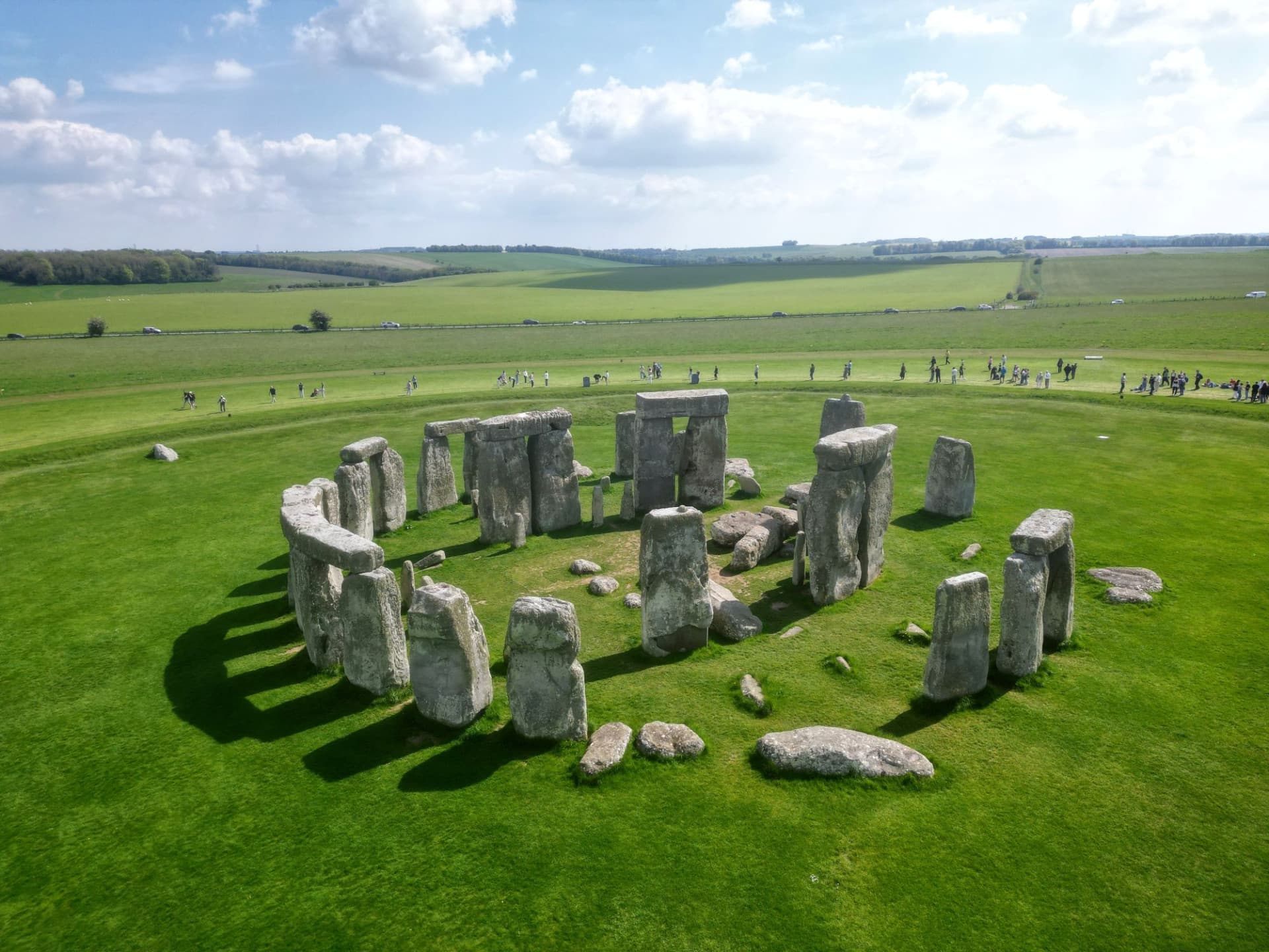 Windsor Castle, Stonehenge, and Roman Baths Tour from London - image 3