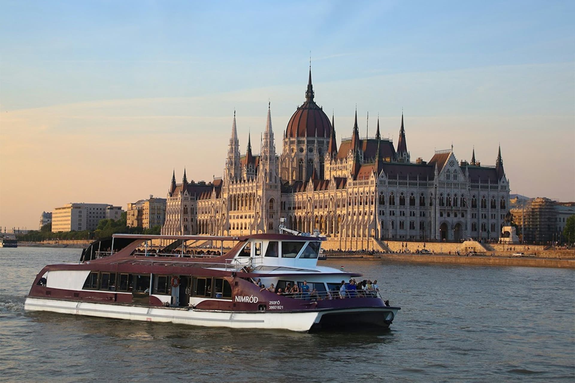 Downtown Budapest Sightseeing Cruise From Pest - image 6