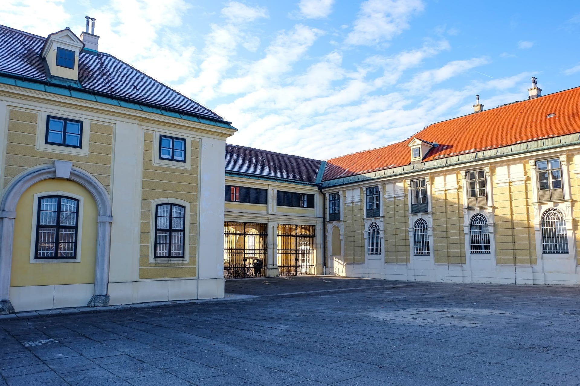 Schonbrunn Palace Gardens Walking Tour - image 9