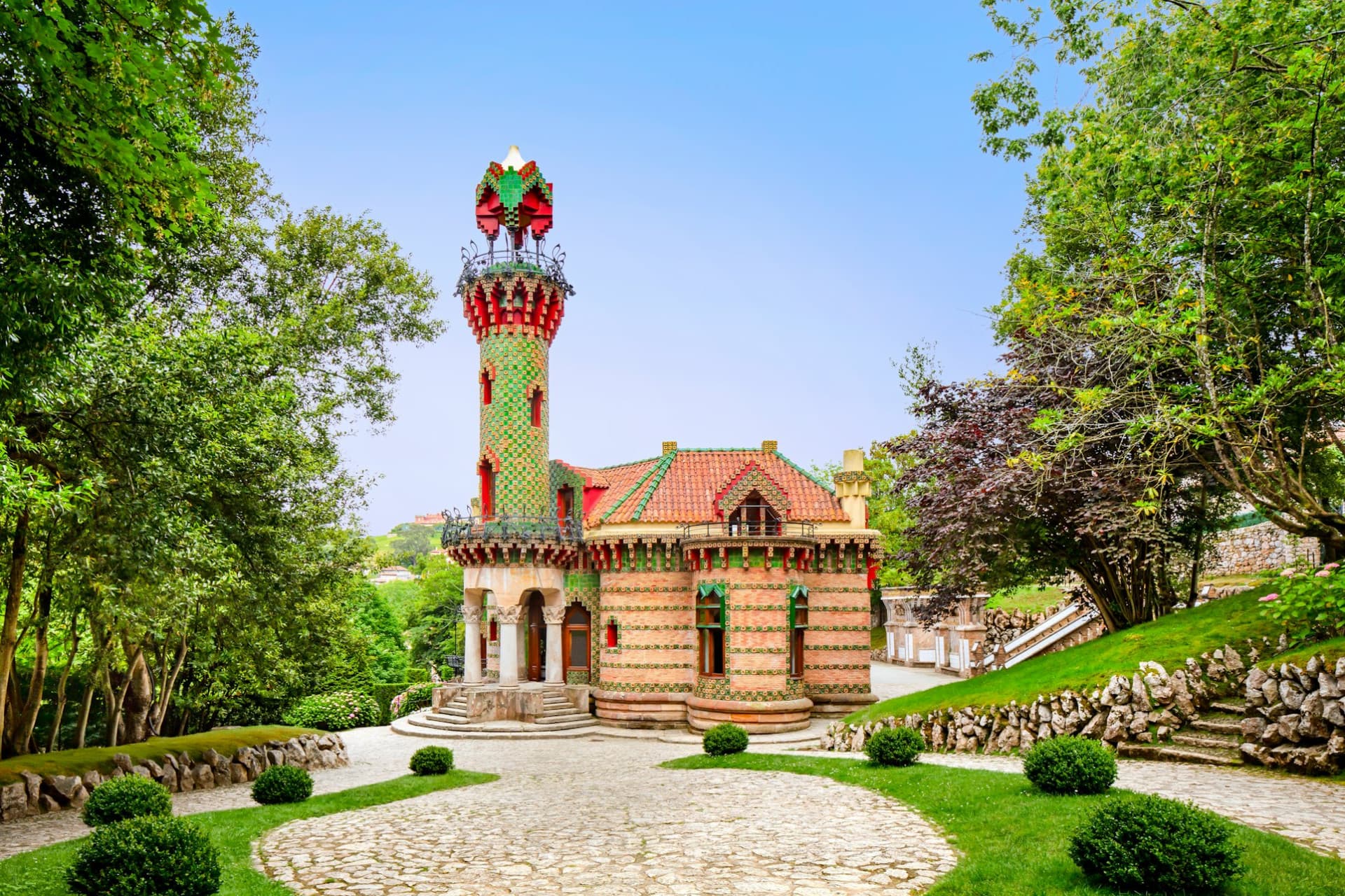 Gaudí's El Capricho Ticket with Audio Guide - main image