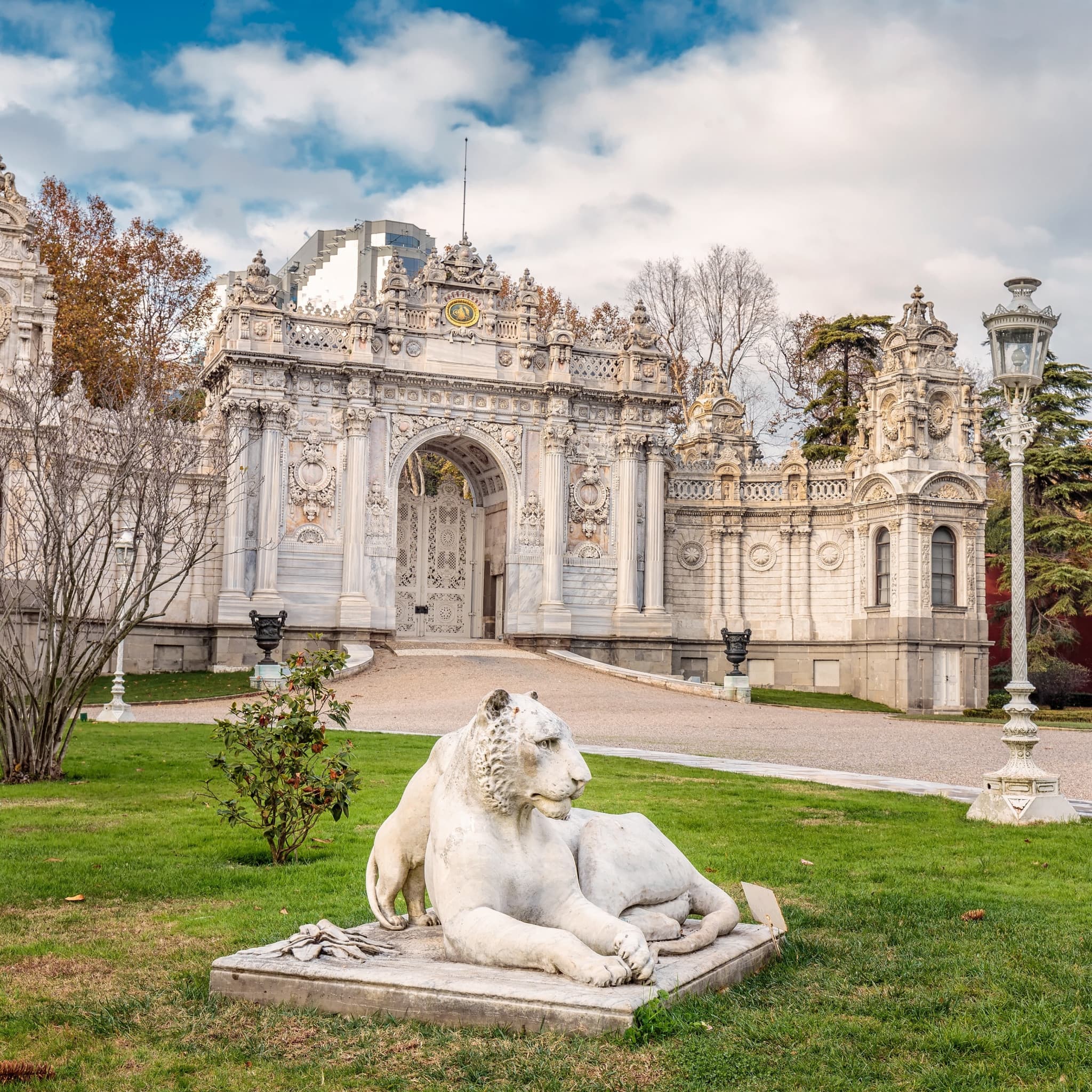 COMBO: Official Hagia Sophia Skip the Line + Dolmabahce Palace Ticket - image 6