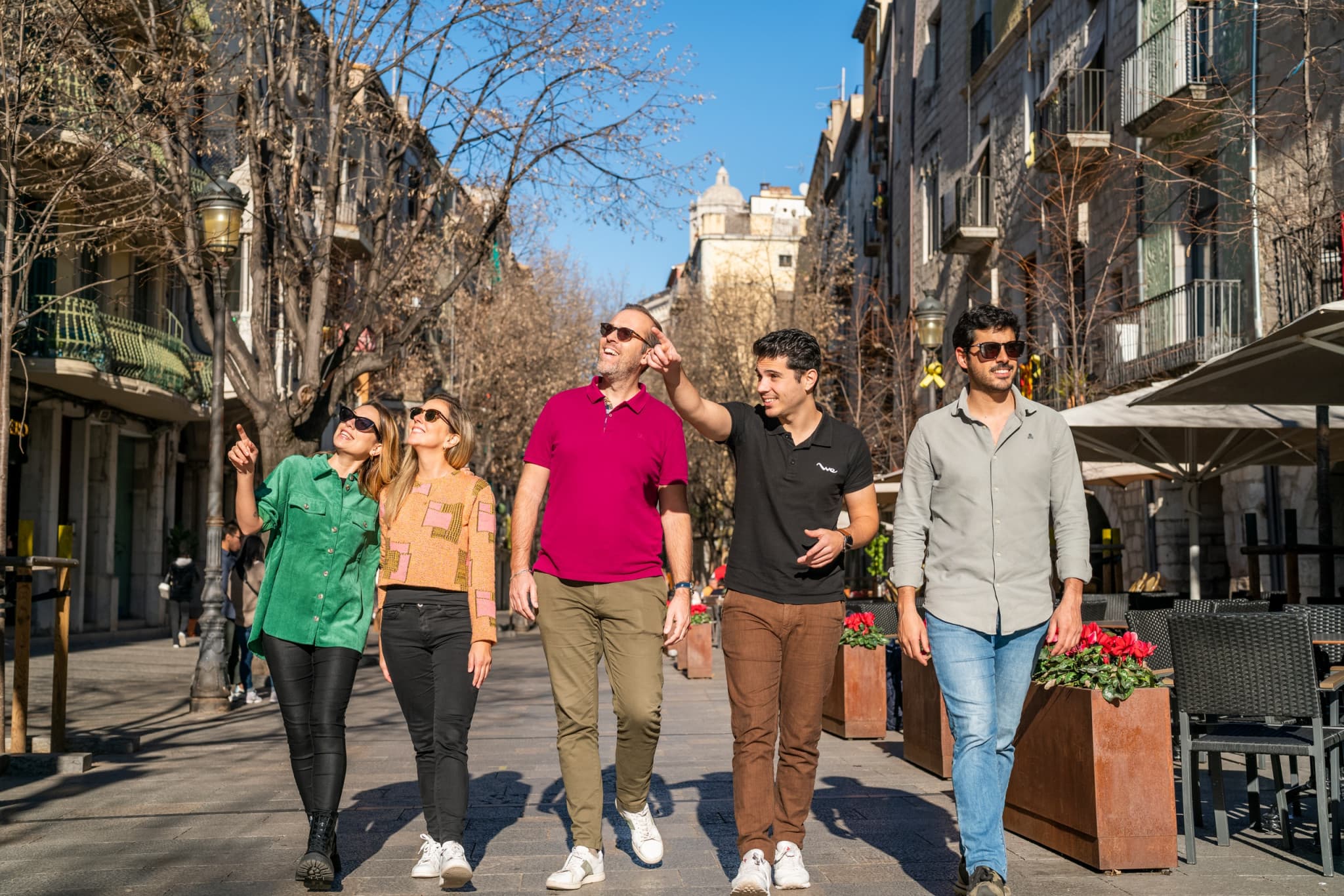 Girona City Private Half-Day Tour with High-Speed Train Transfer from Barcelona - image 3