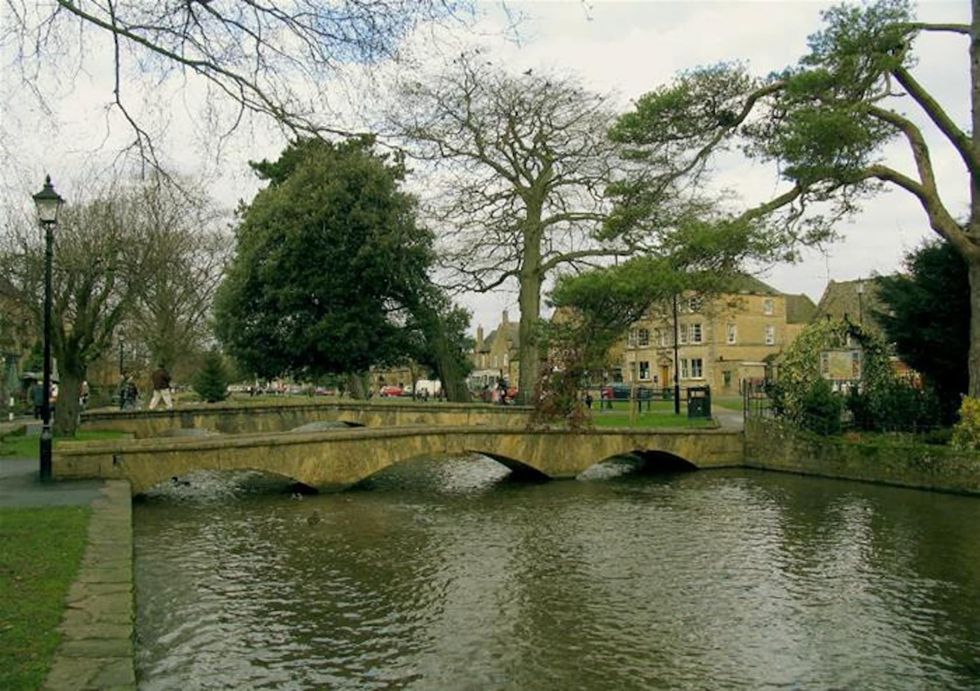 Oxford, Stratford-upon-Avon, Cotswolds, and Warwick Castle Tour from London - imagen 4