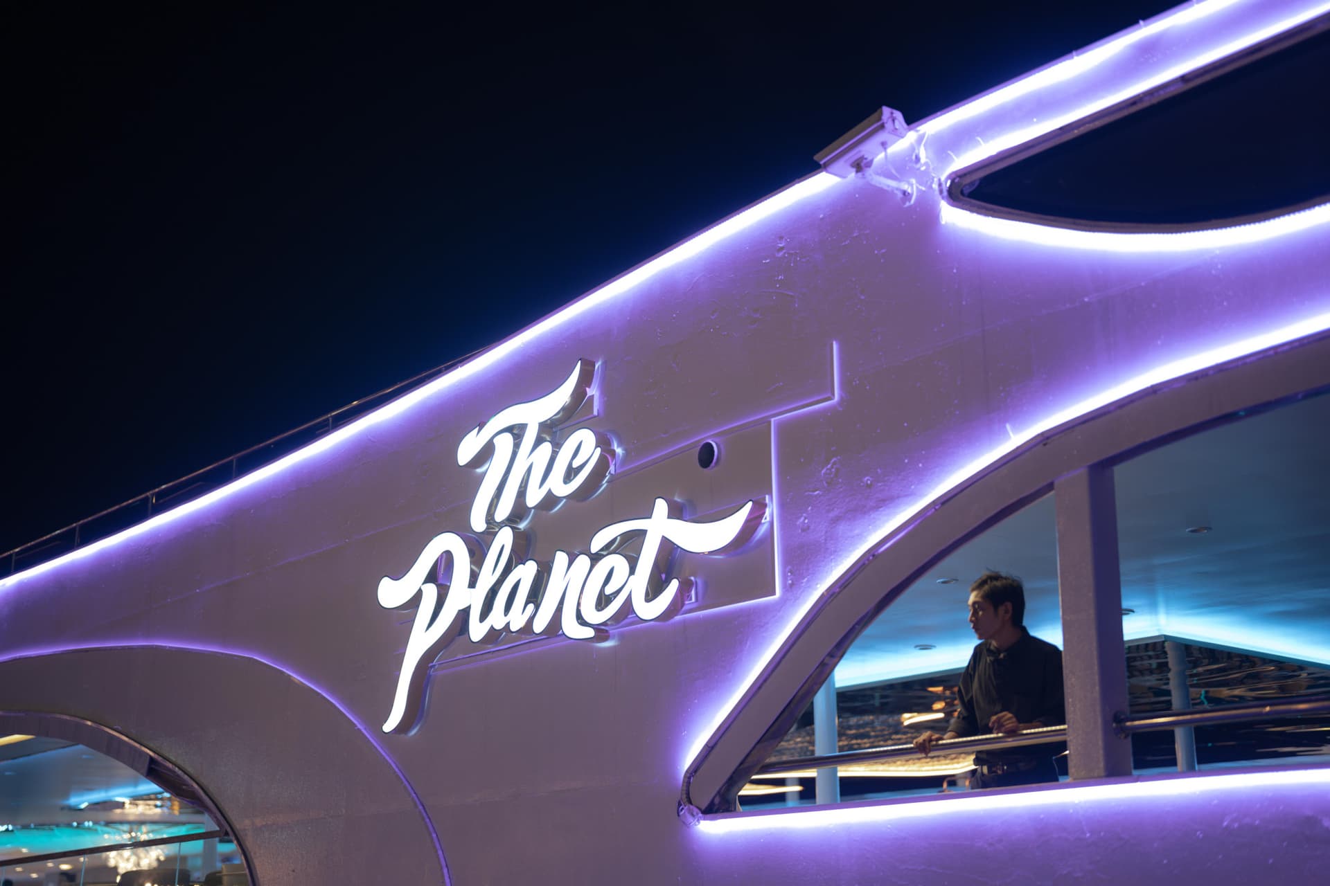Crucero con cena por el río Chao Phraya a bordo de The Planet Cruise - imagen 12