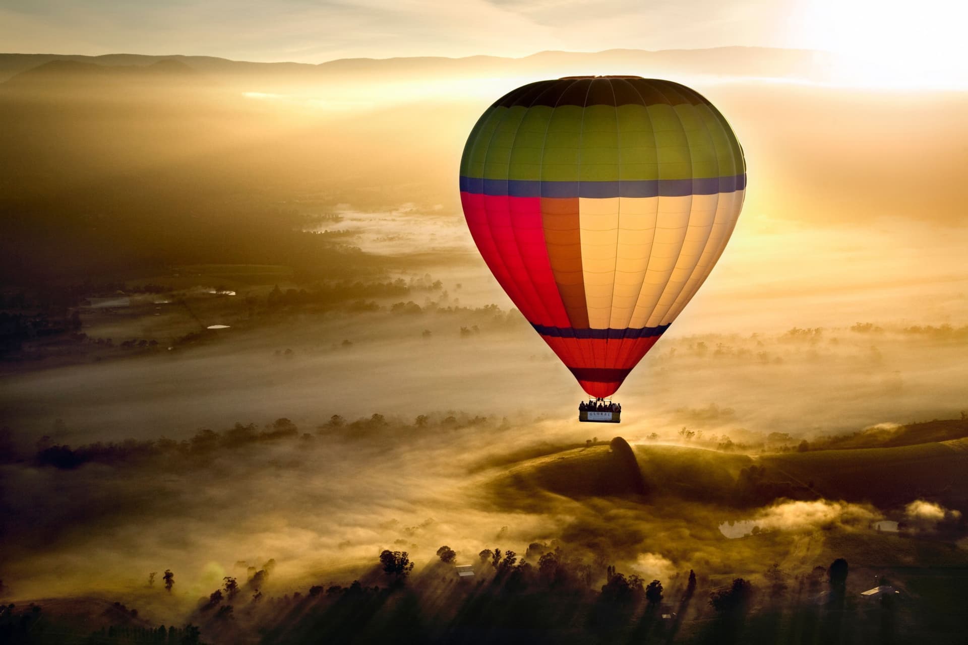 Sunrise Hot Air Balloon Flight over Yarra Valley with Photos - main image