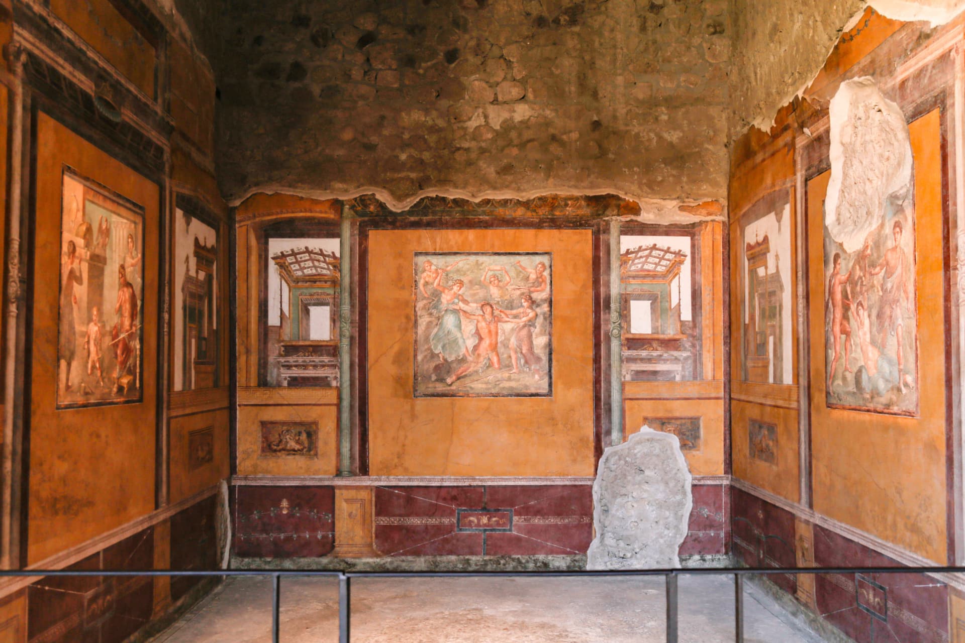 Tour of Pompeii & Mt. Vesuvius with Priority Access from Sorrento - image 9