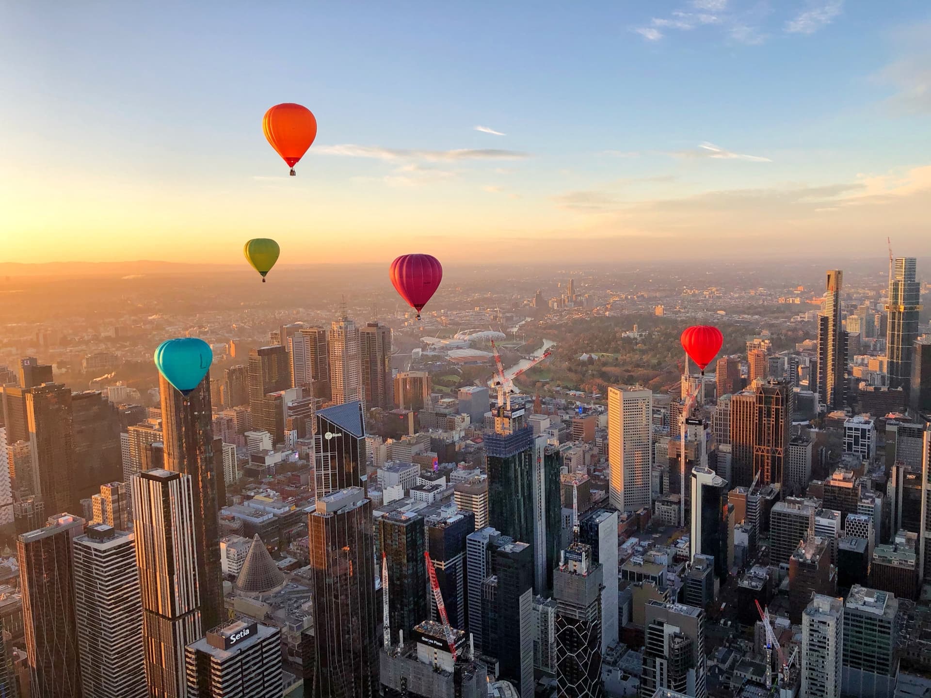 Sunrise Hot Air Balloon Flight over Melbourne with Photos - imagen principal
