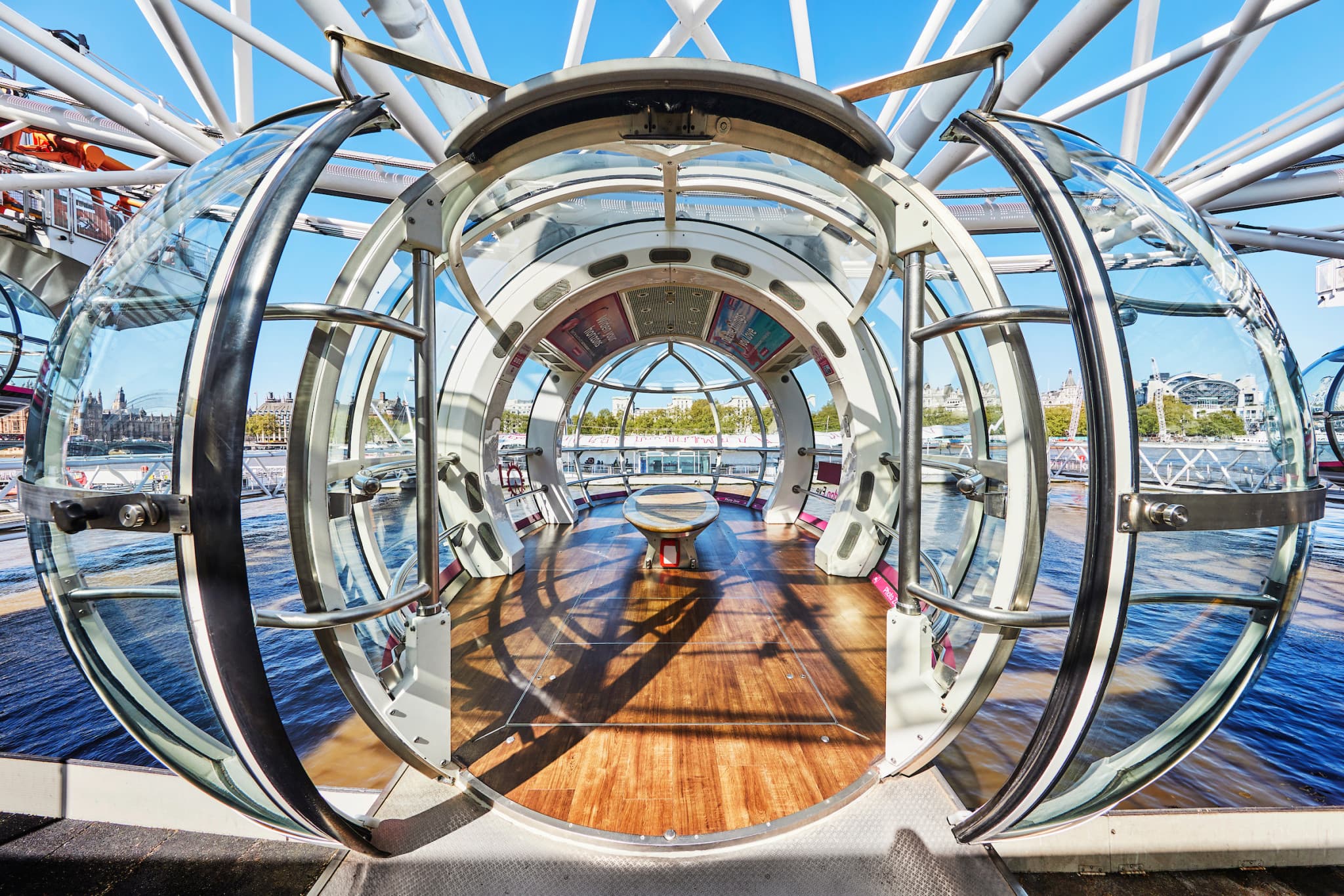 COMBO: London Eye + Madame Tussauds London Ticket - image 2