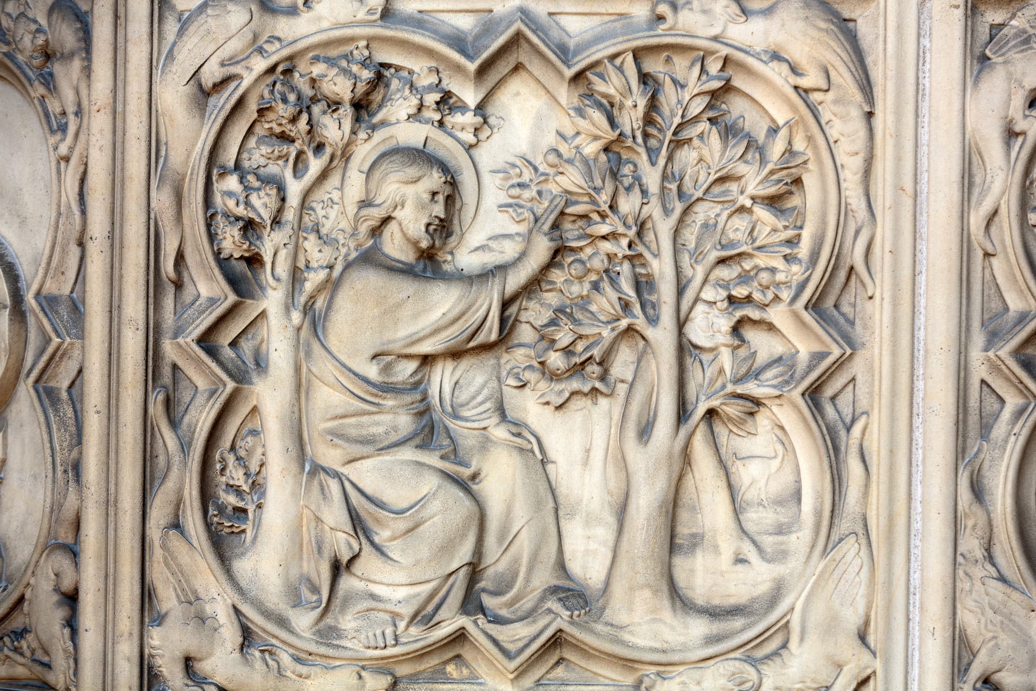 Sainte Chapelle Ticket - image 9
