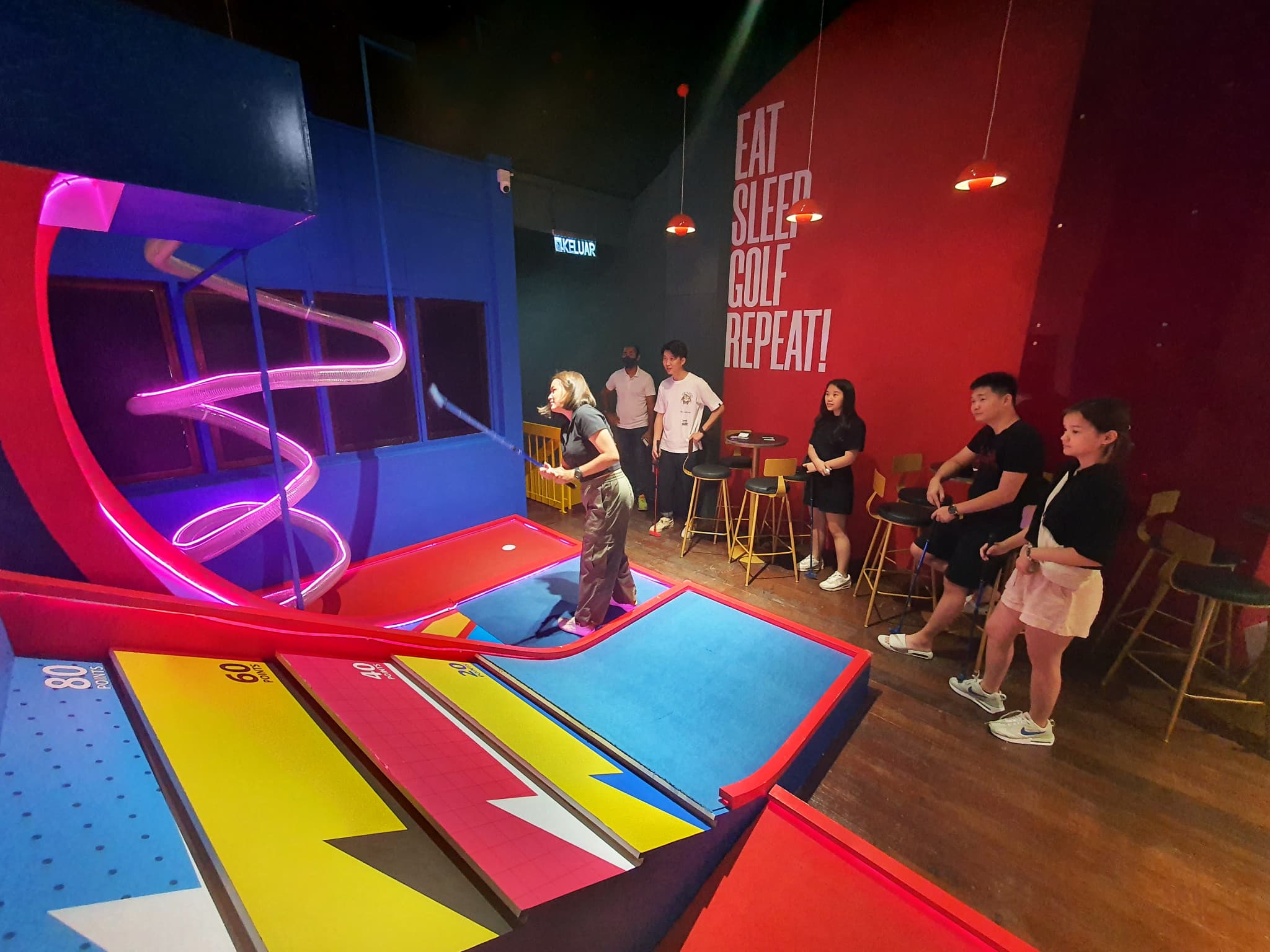 De'8000 Mini Golf Cafe Penang Ticket - image 3