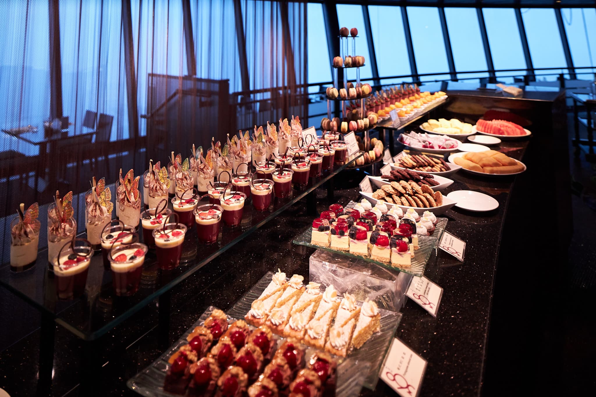 Macau Tower: 360 Cafe - image 6