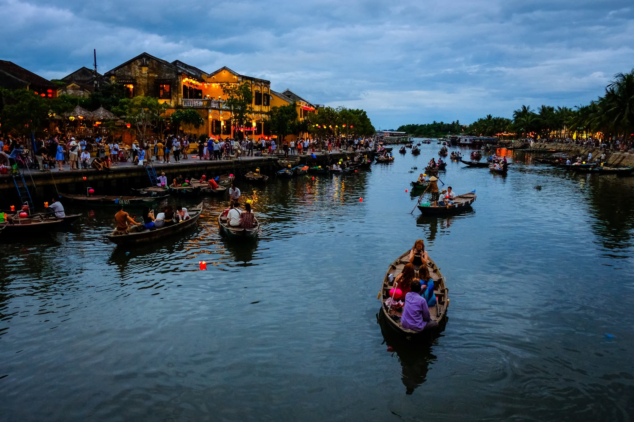 Marble Mountain, Hoi An Ancient Town and Coconut Forest Basket Boat Ride Experience from Da Nang - image 13