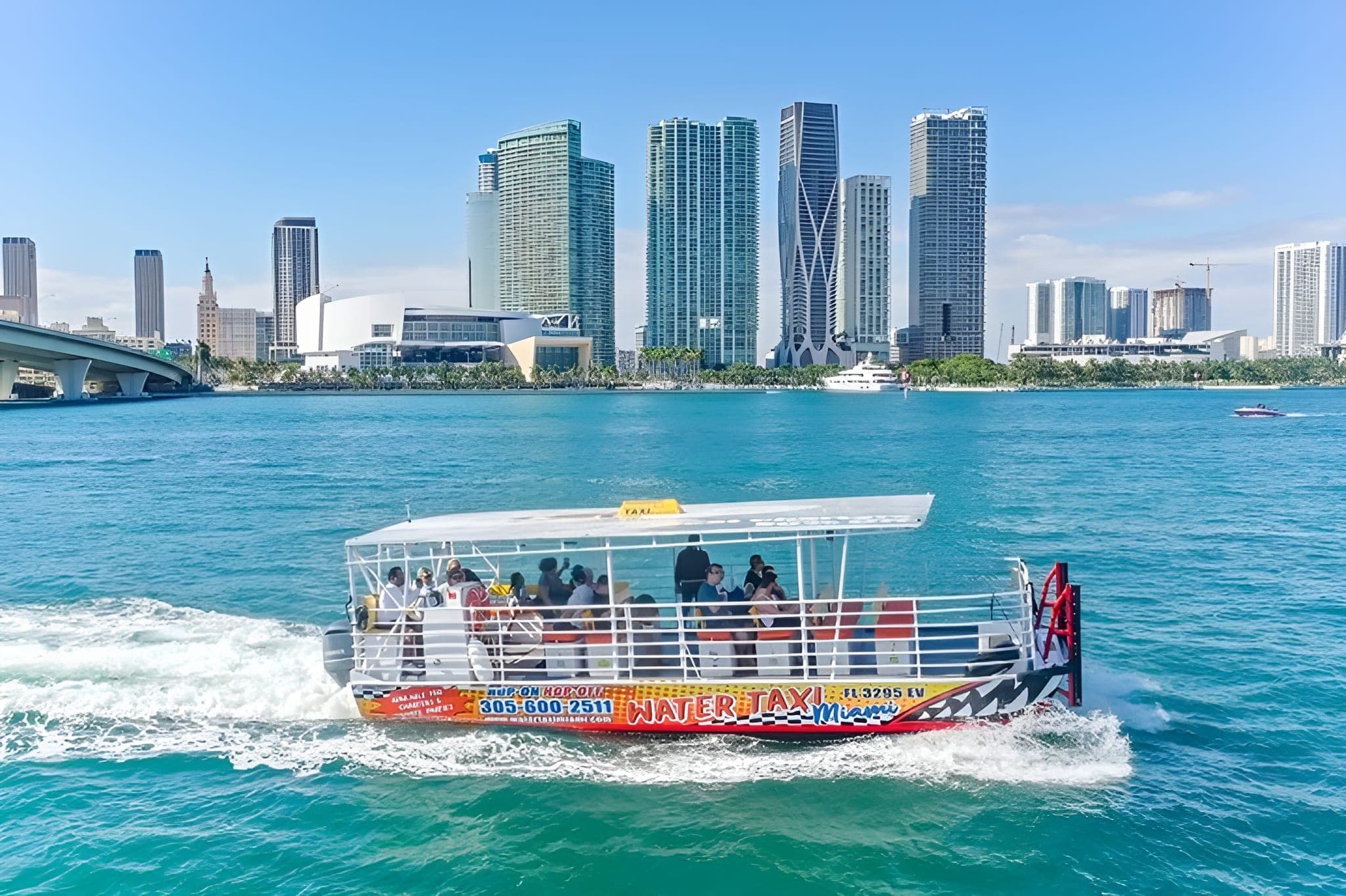 Miami Full-Day Combo: 75 min cruise + Everglades Airboat Tour + Double Decker Bus - image 2