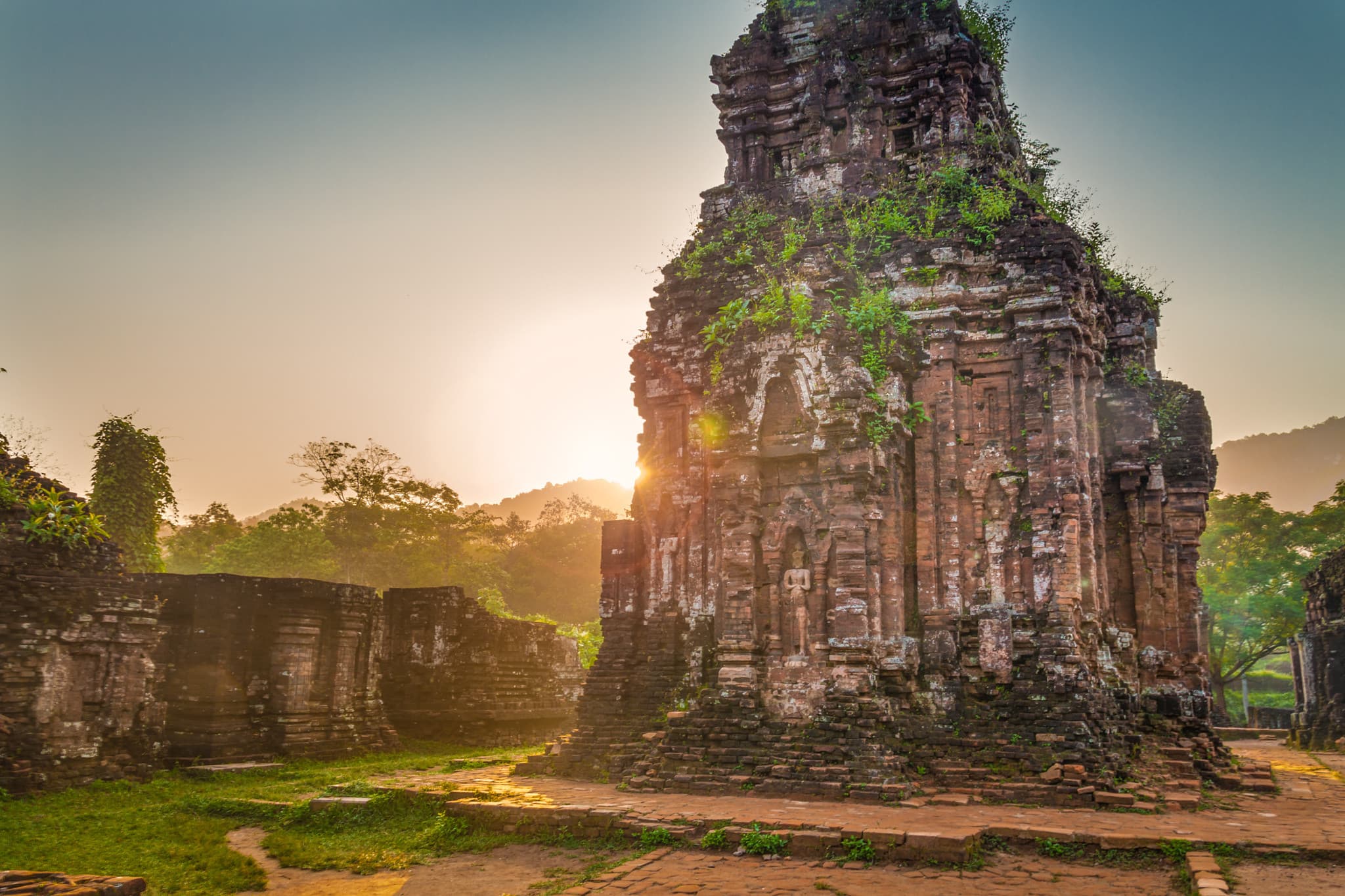 My Son Sanctuary and Hoi An Ancient Town Tour from Da Nang - image 2