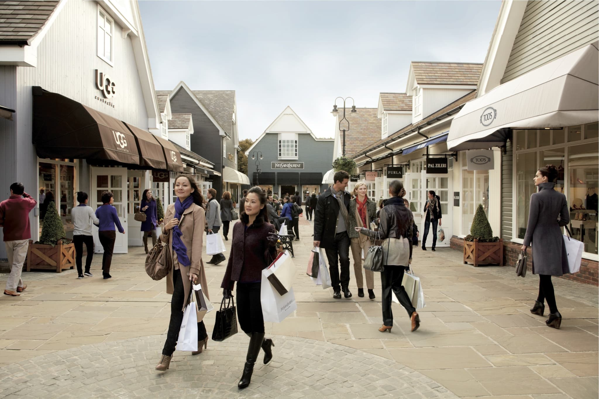 Bicester Village Shopping with Round Trip Rail Transfers from London - main image