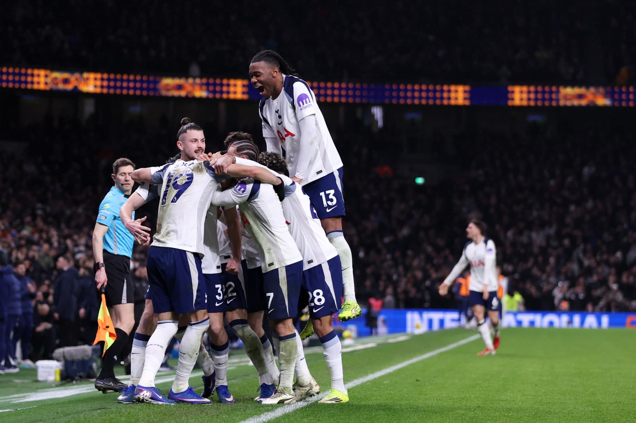 Premier League Football - Tottenham Hotspur FC Match Ticket at Tottenham Hotspur Stadium - image 13