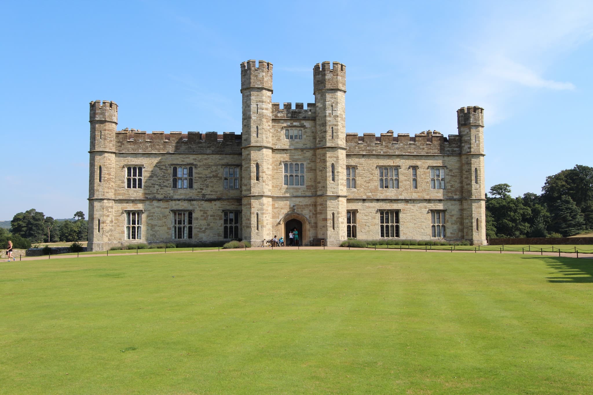 Leeds Castle, Canterbury, Dover and Greenwich Tour - image 9