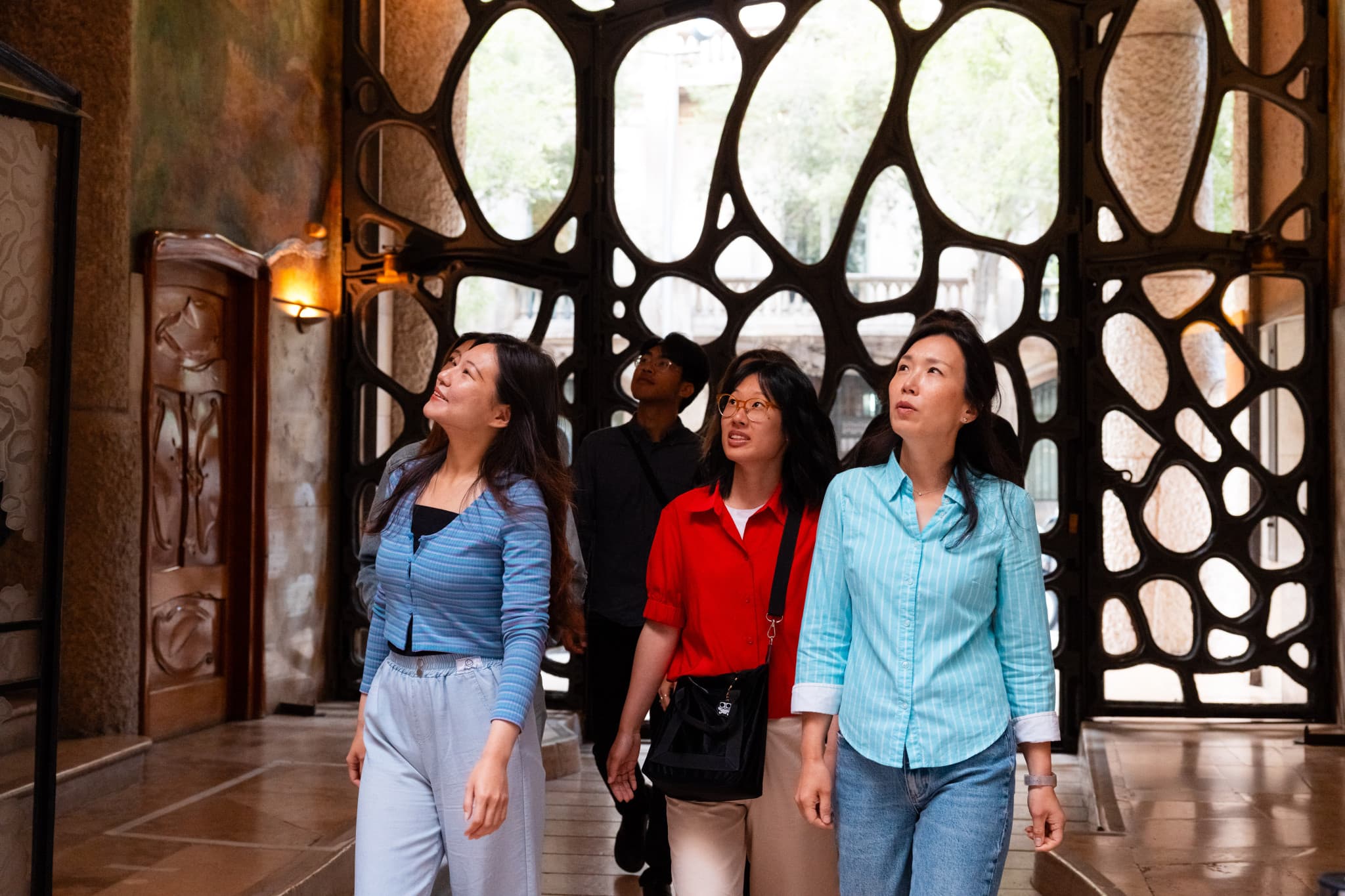 Gaudi Houses: Casa Vicens, Casa Batllo, Casa Mila Guided Tour in English, Mandarin, Korean - image 9