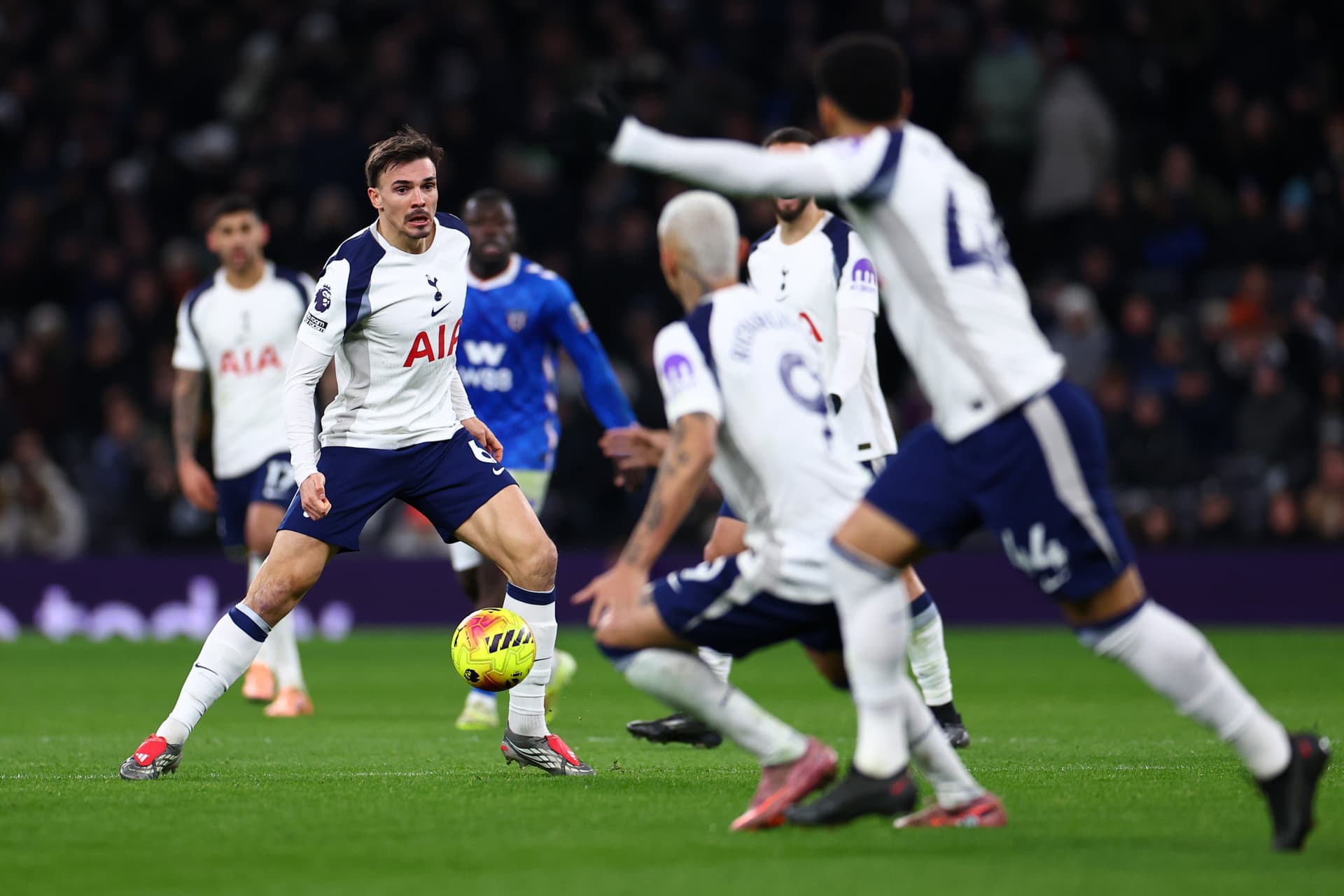Entrada para partido de la Premier League del Tottenham Hotspur FC en el Tottenham Hotspur Stadium - imagen 3