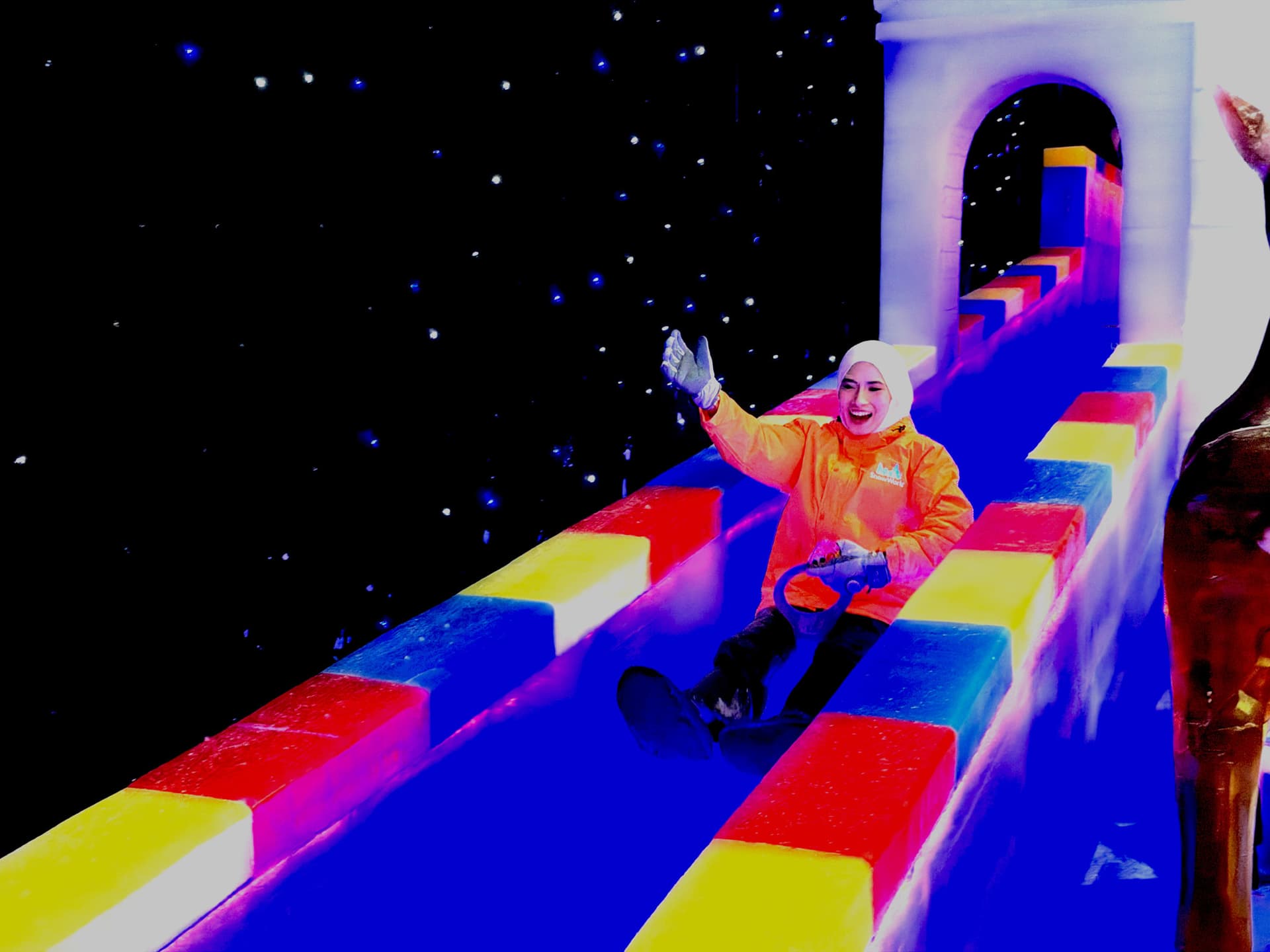 Snow World Genting Highlands Ticket - image 9