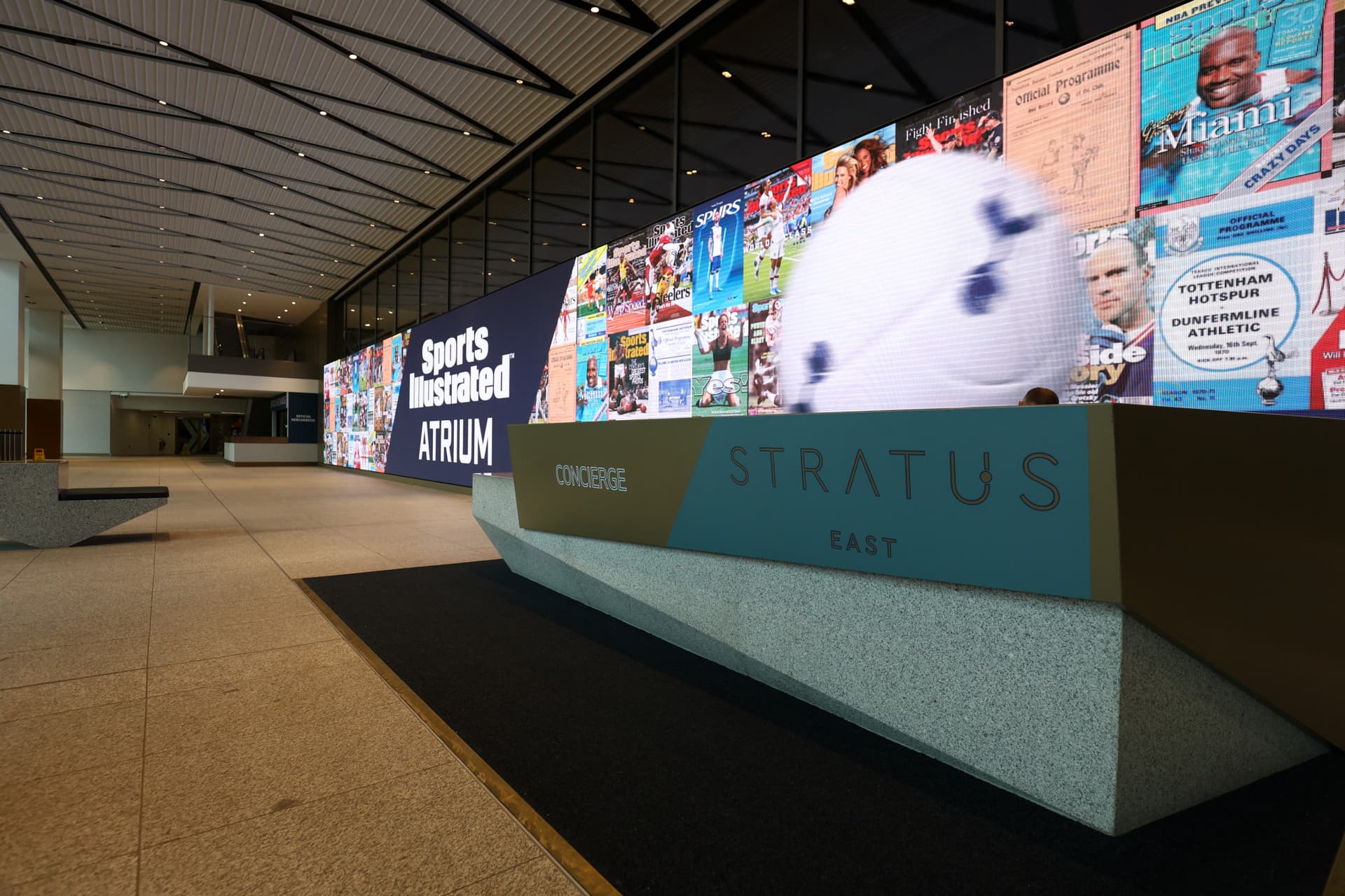 Entrada para partido de la Premier League del Tottenham Hotspur FC en el Tottenham Hotspur Stadium - imagen 20