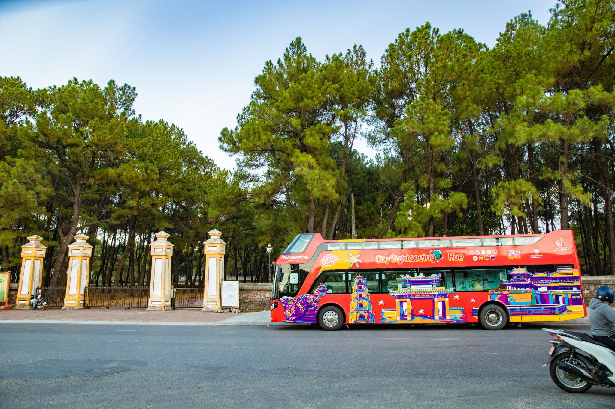 City Sightseeing Hue Hop-on Hop-off Bus Tour - image 11