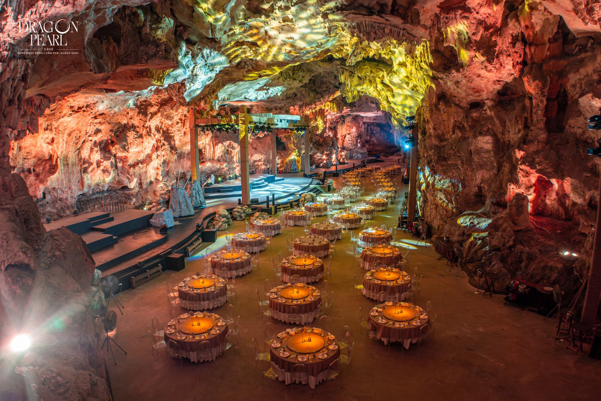 Dragon Pearl Cave Show and Dining Experience - main image