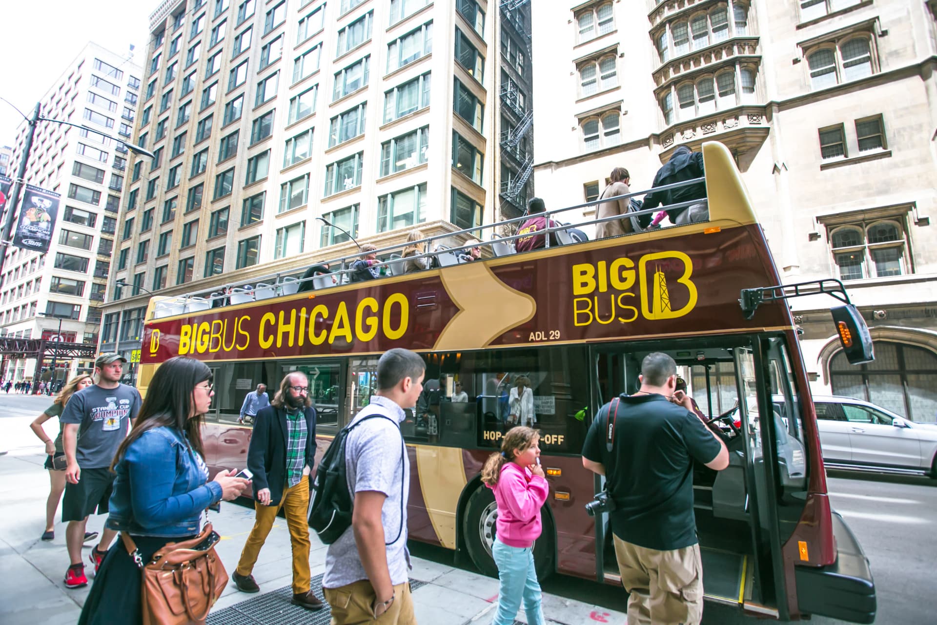 Big Bus Chicago Hop-on Hop-off Bus Tour - image 7