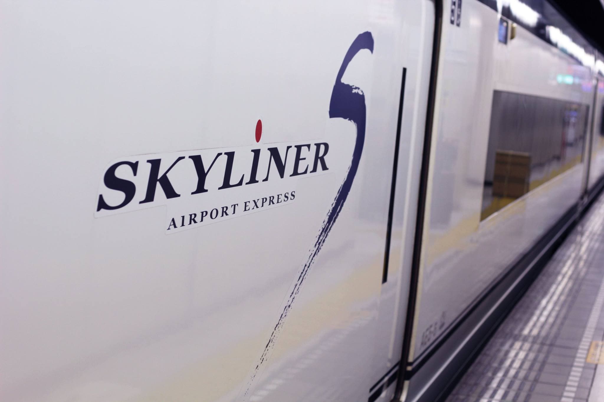 Tokyo Keisei Skyliner High-Speed Train between Narita Aiport and Central Tokyo - image 4