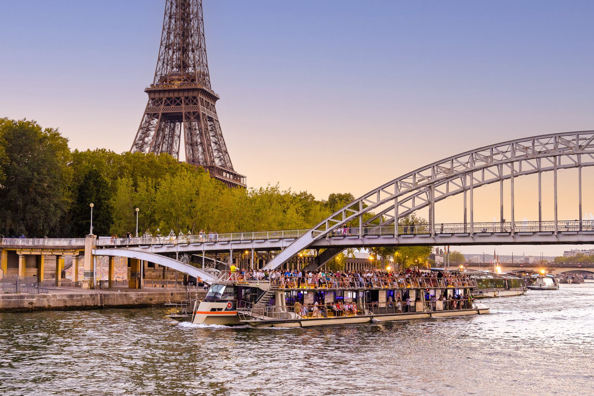 COMBO: Paris Museum Pass + Seine River Sightseeing Cruise by Bateaux Parisiens - image 8