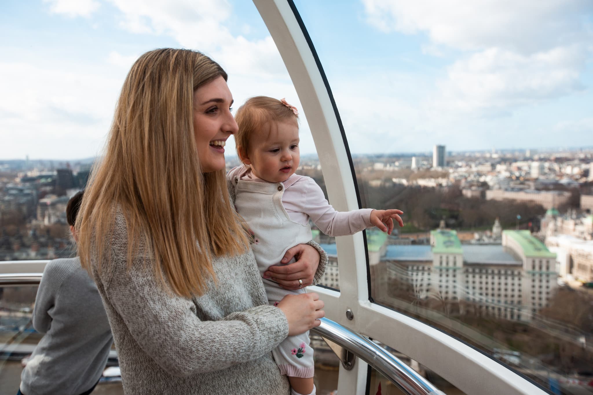COMBO: London Eye + Madame Tussauds London + SEA LIFE London Aquarium Ticket - image 4