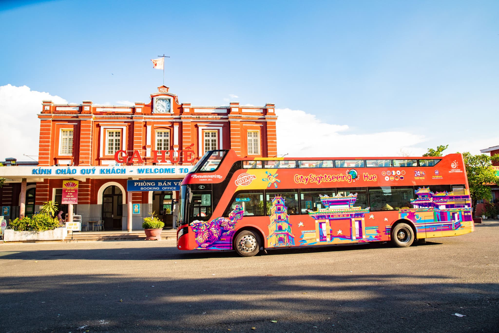 City Sightseeing Hue Hop-on Hop-off Bus Tour - image 3