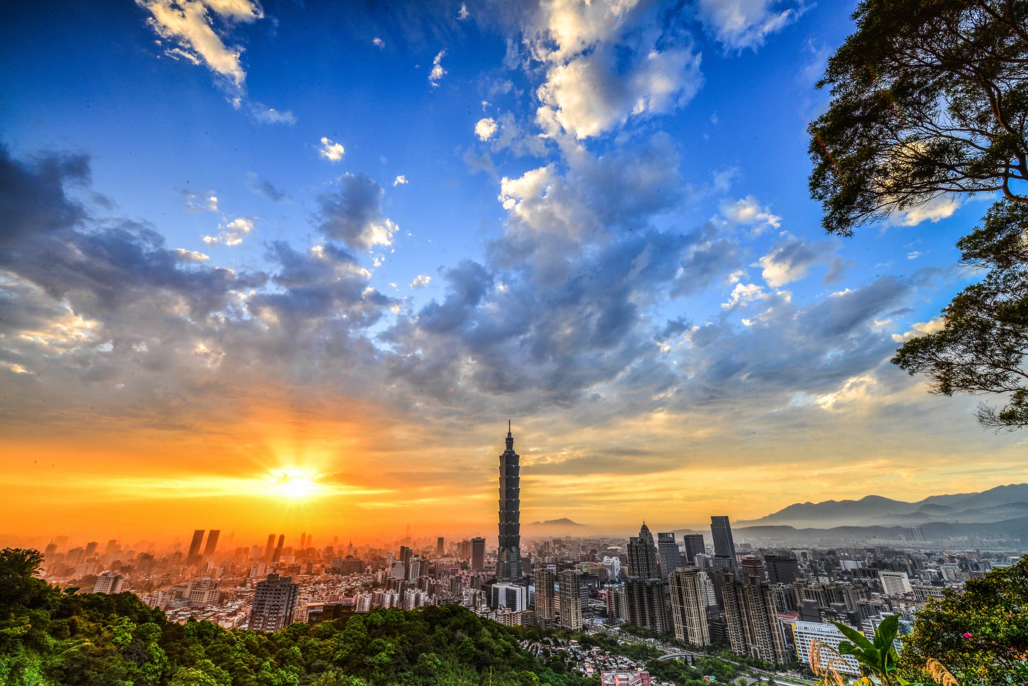 COMBO: Taipei 101 Observatory + Yehliu Geopark - main image