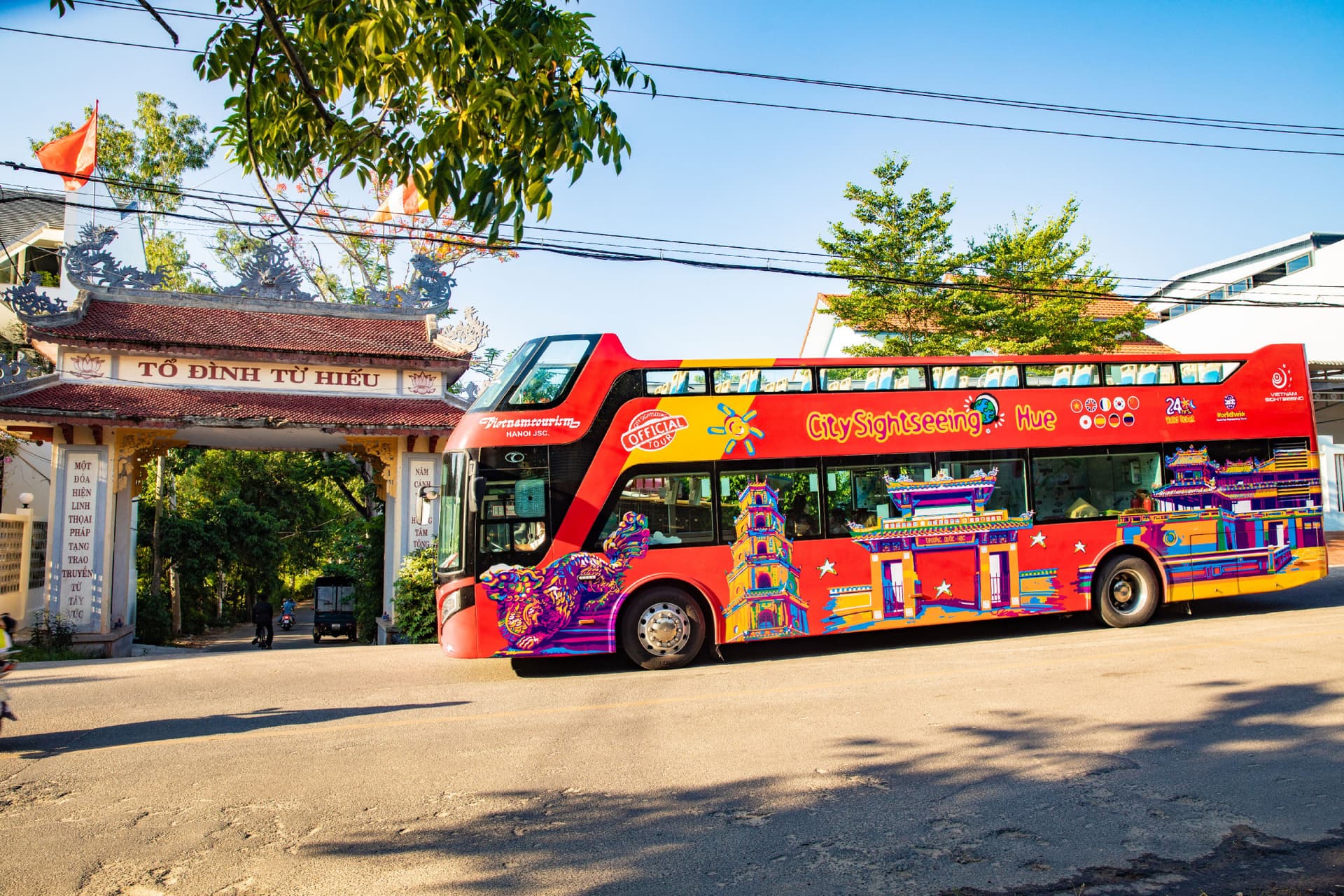 Tour en autobús City Sightseeing Hue Hop-on Hop-off - imagen 4