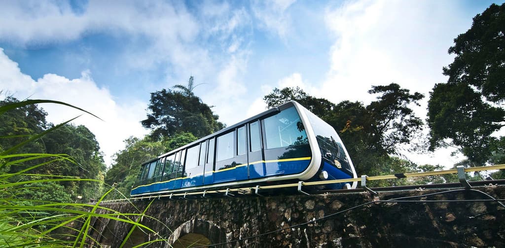 Penang Hill and Kek Lok Si Temple Tour - image 5